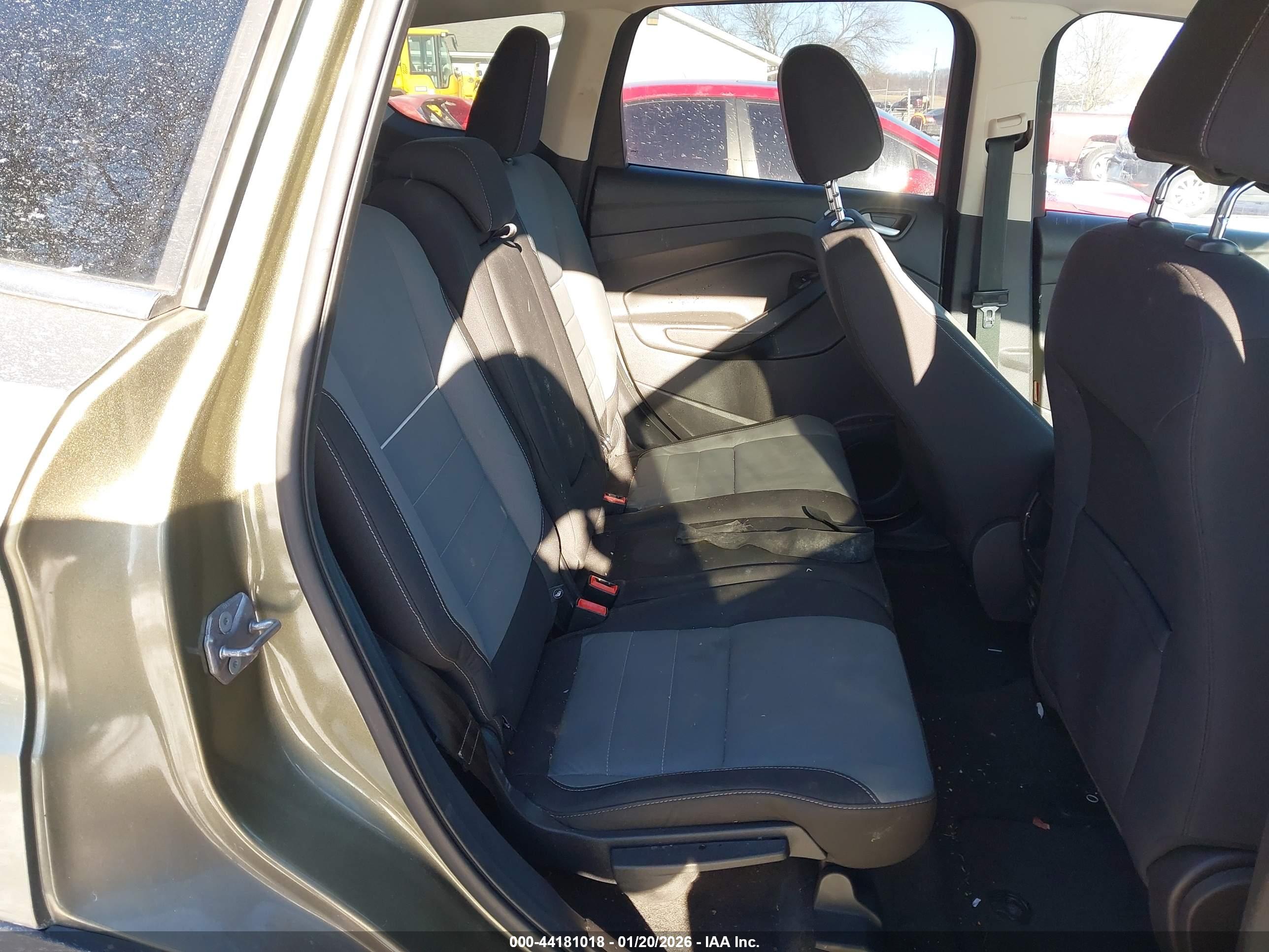 FORD ESCAPE image 8