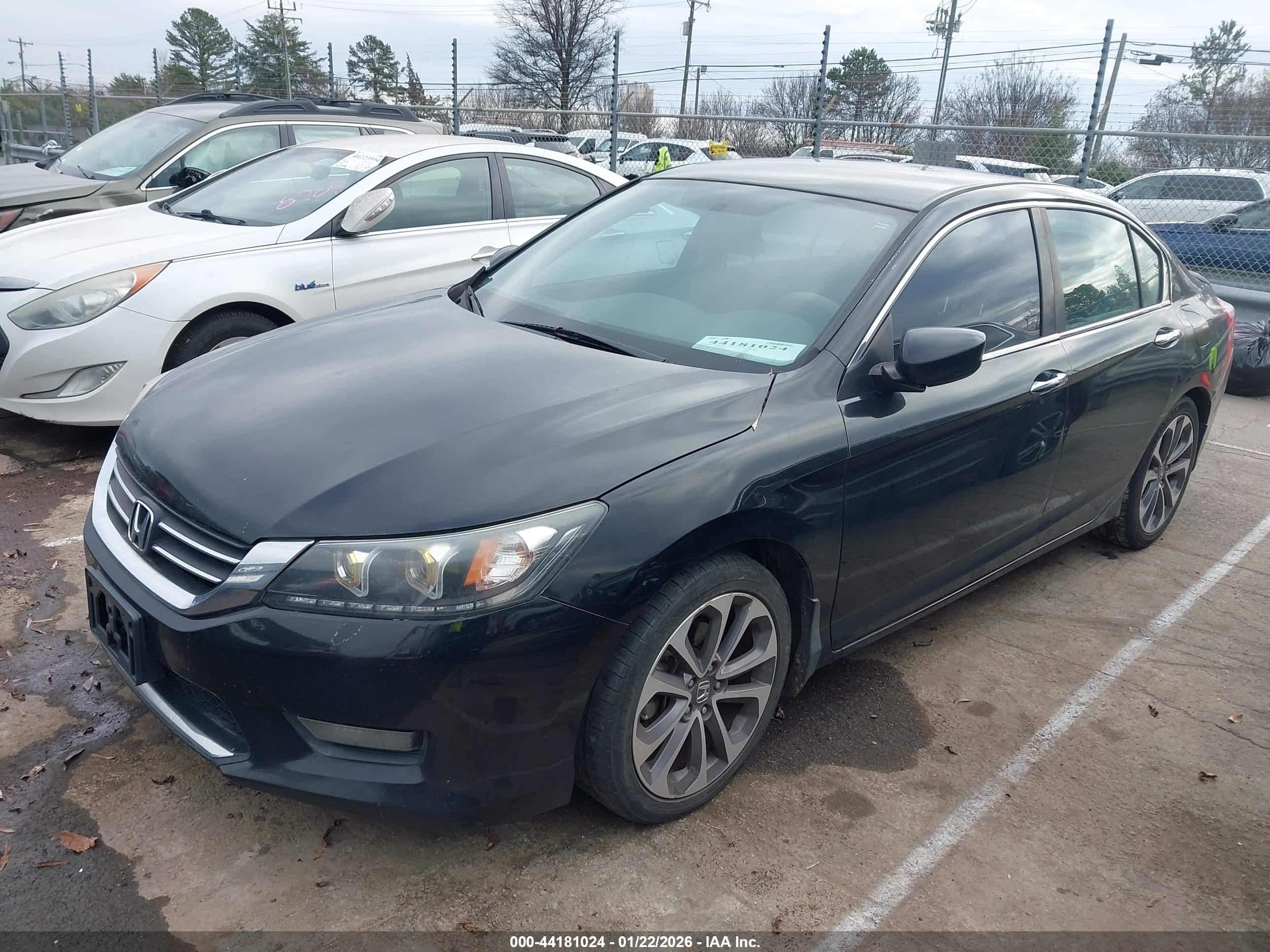 HONDA ACCORD image 2