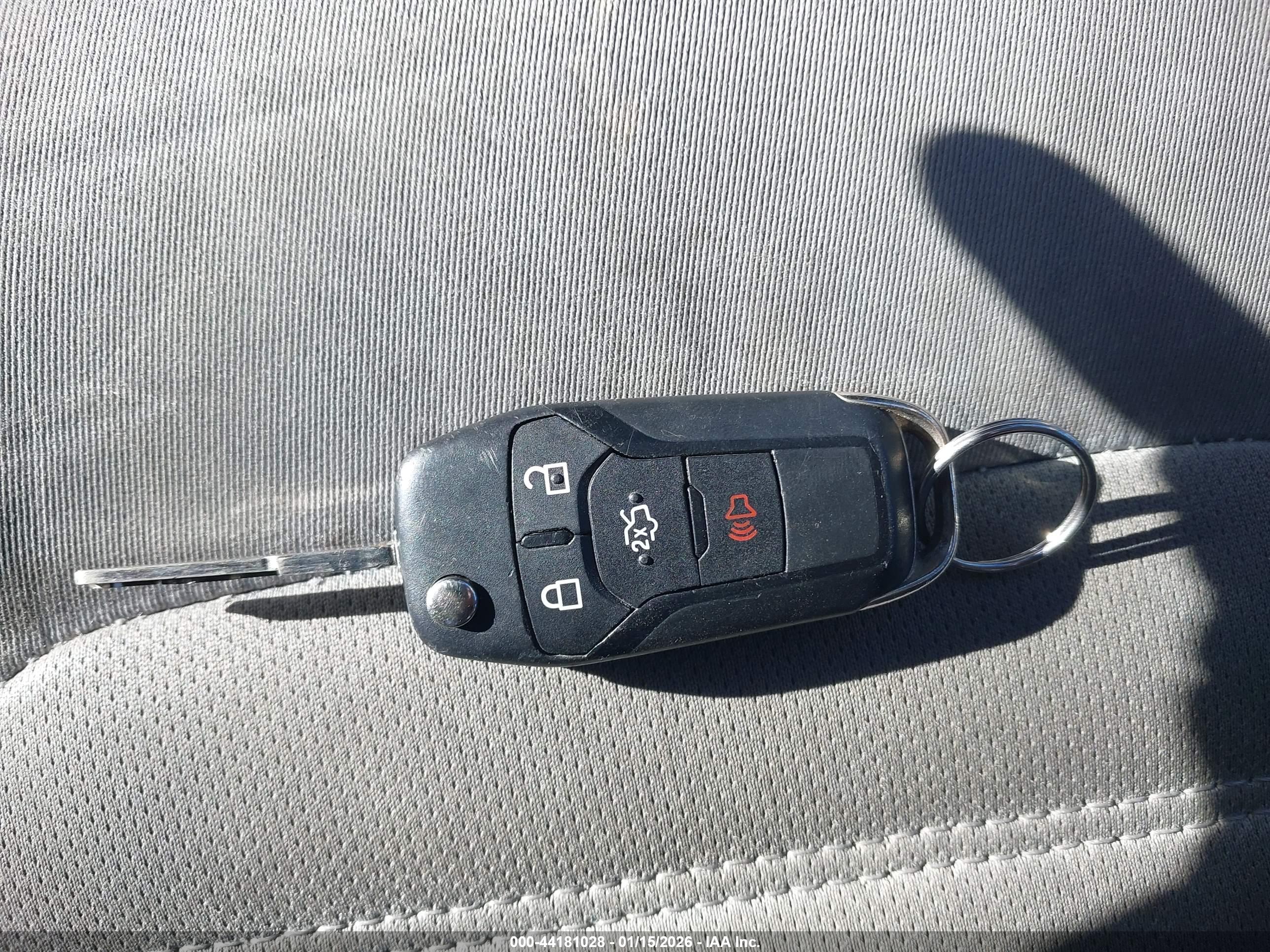 FORD FUSION image 11