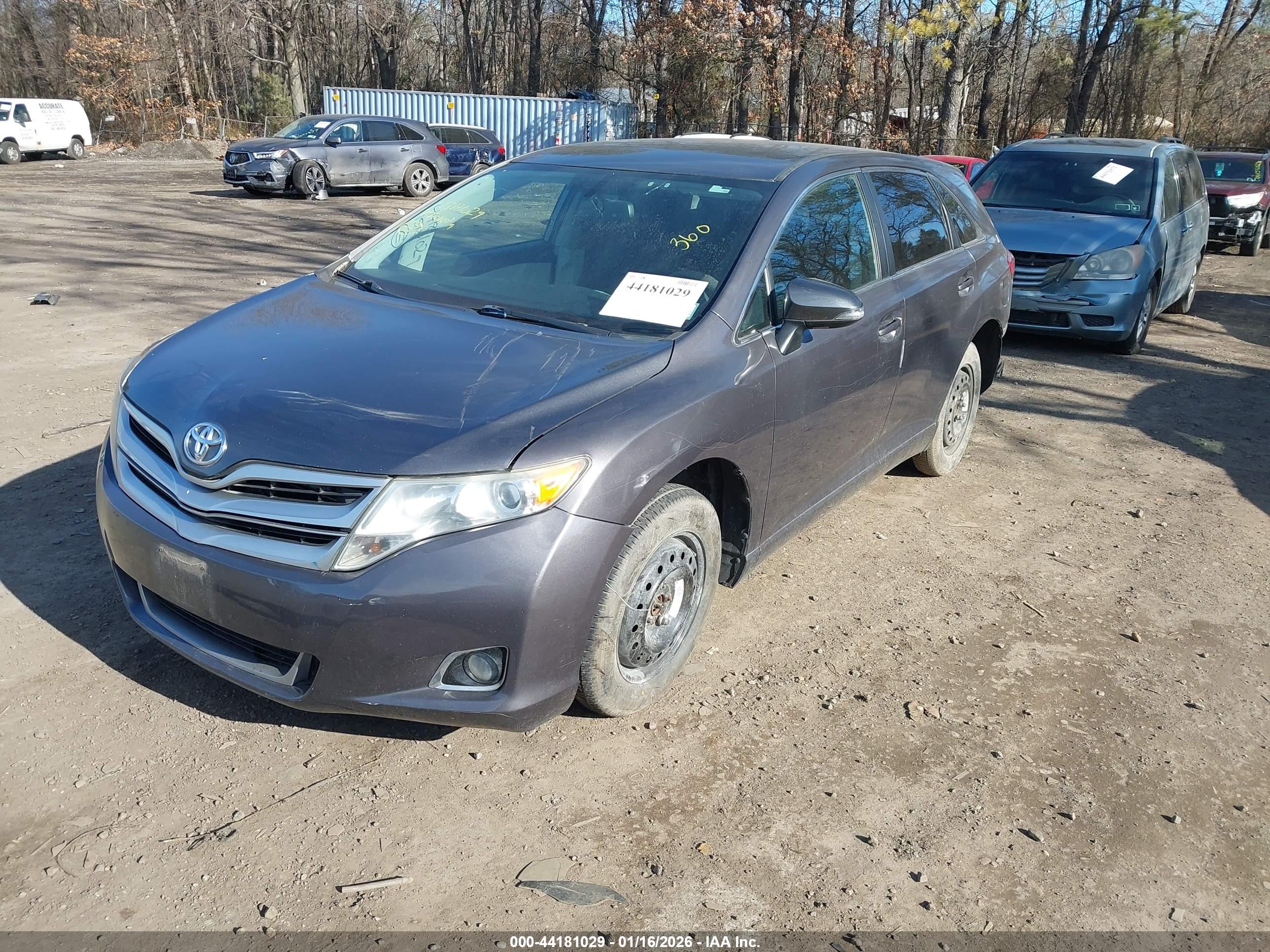 TOYOTA VENZA image 2