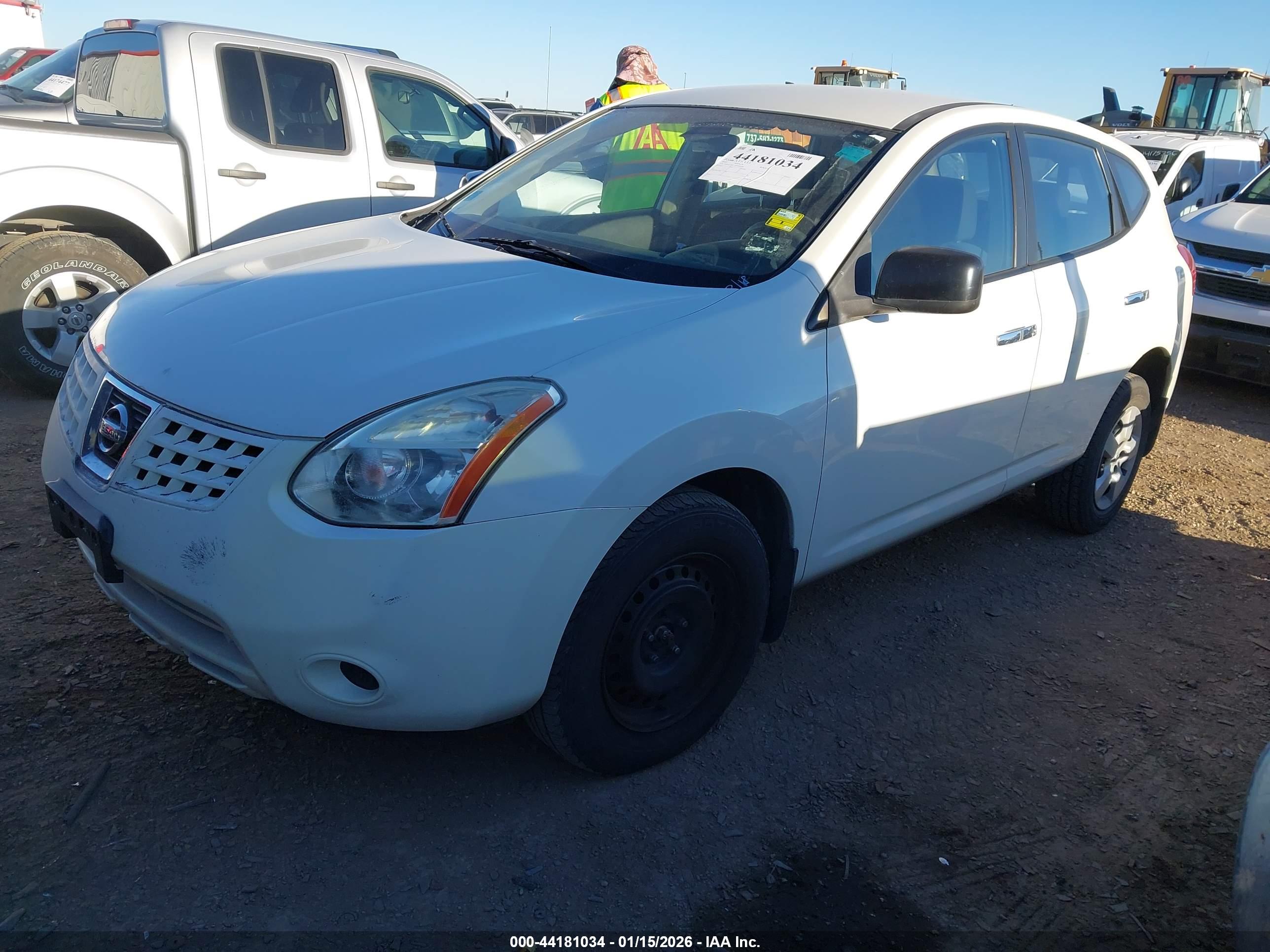 NISSAN ROGUE image 2