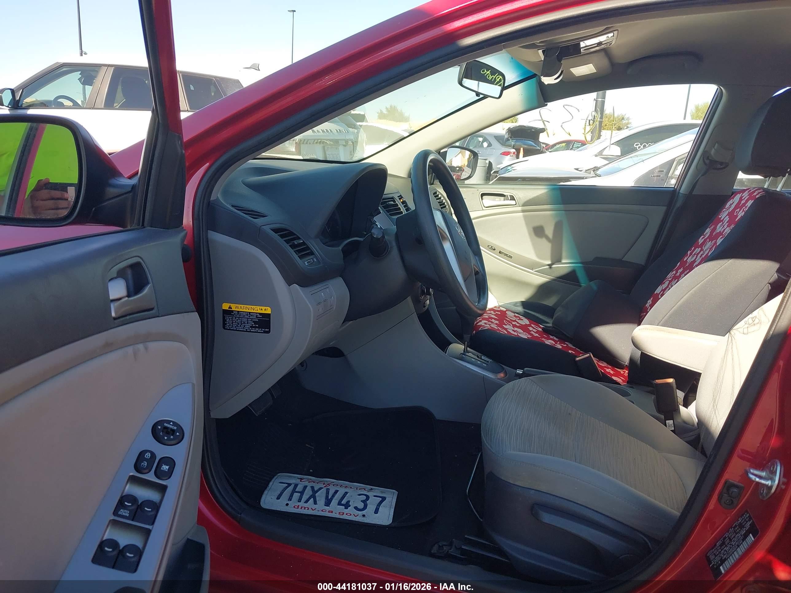 HYUNDAI ACCENT image 5