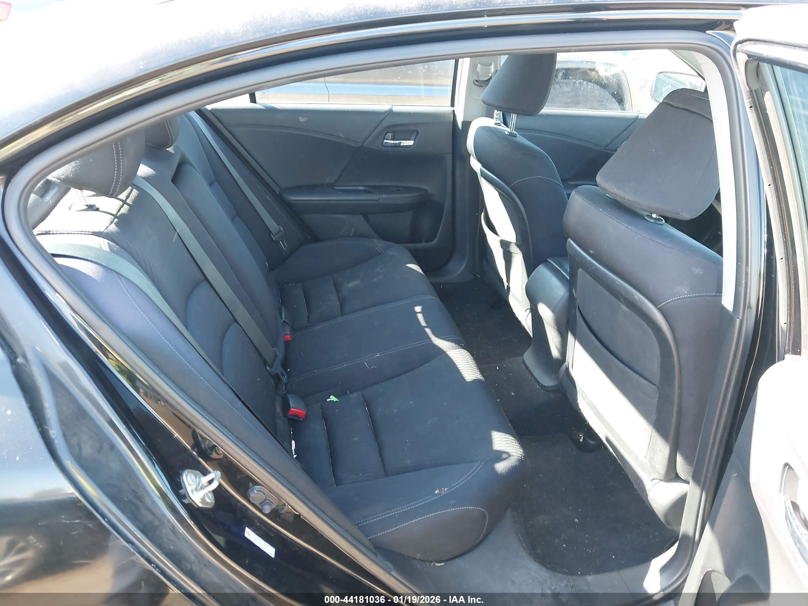 HONDA ACCORD image 8