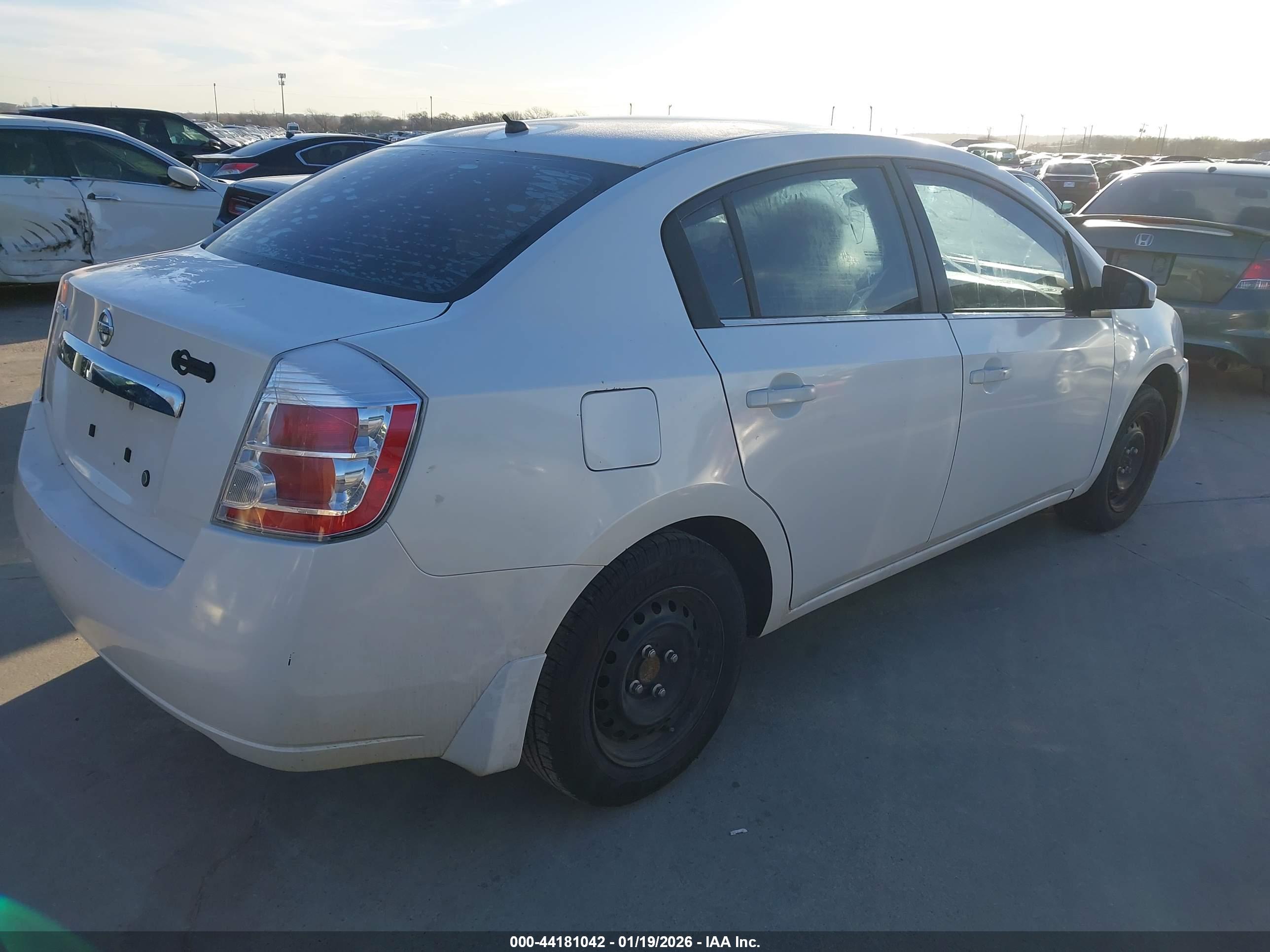 NISSAN SENTRA image 4