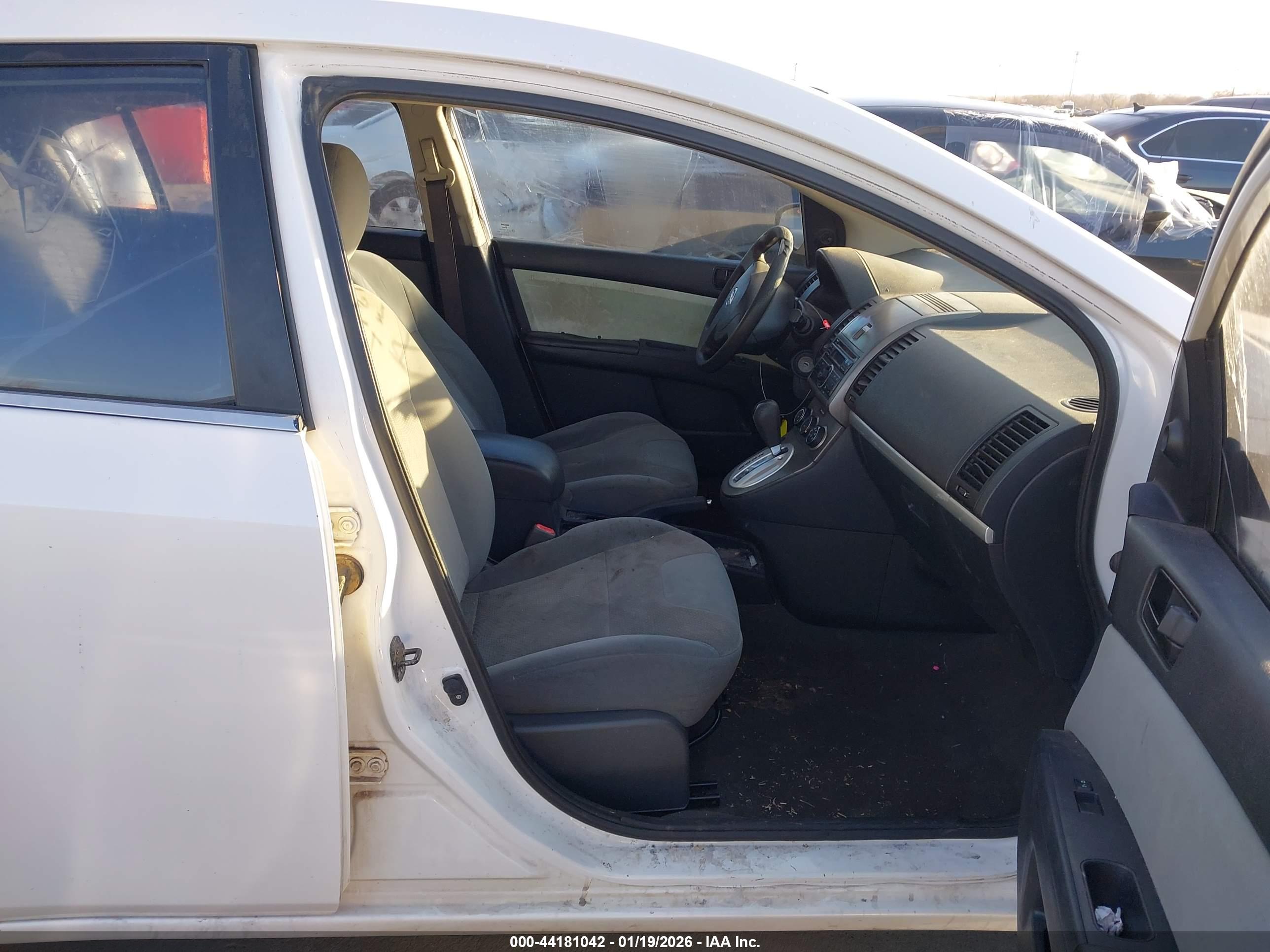 NISSAN SENTRA image 5