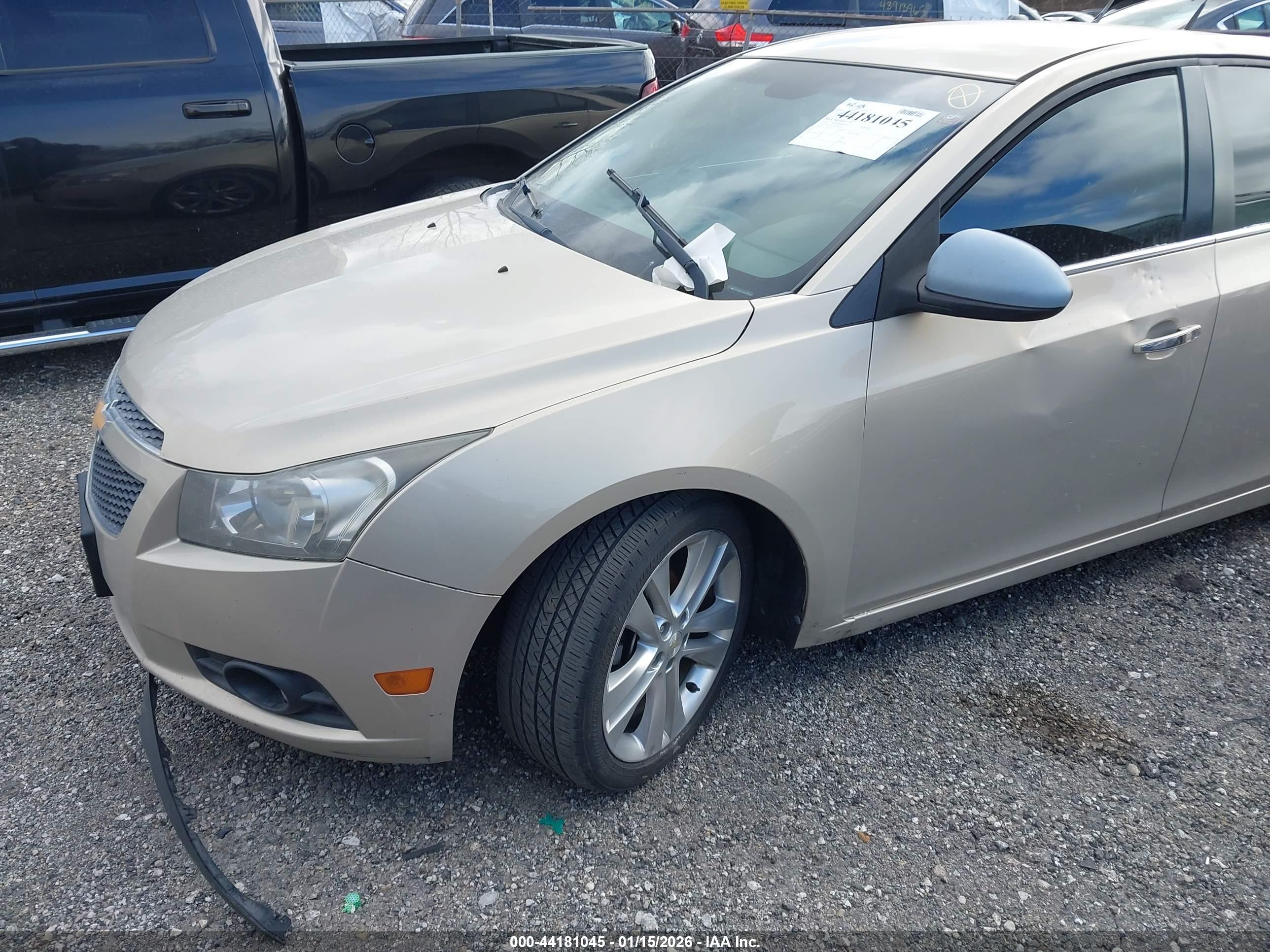 CHEVROLET CRUZE image 6