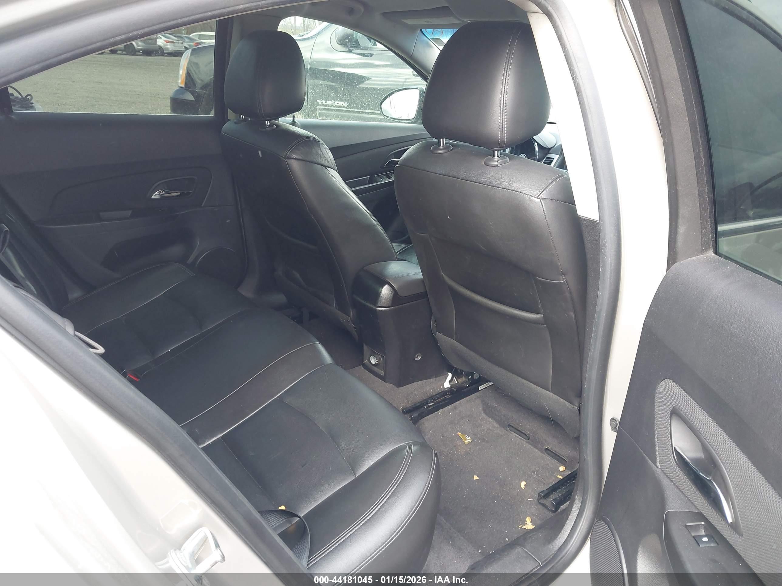 CHEVROLET CRUZE image 8