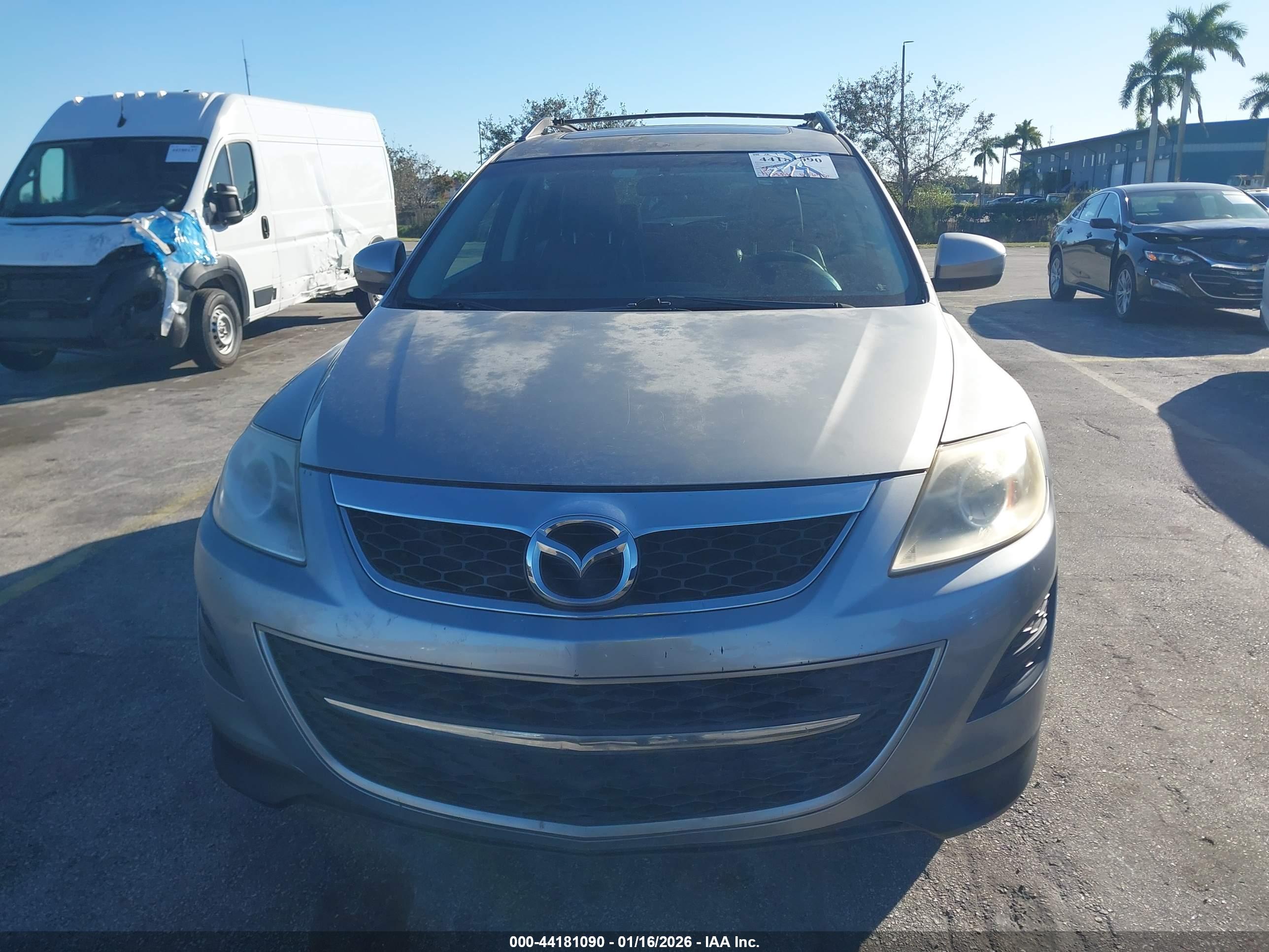 MAZDA CX-9 image 6