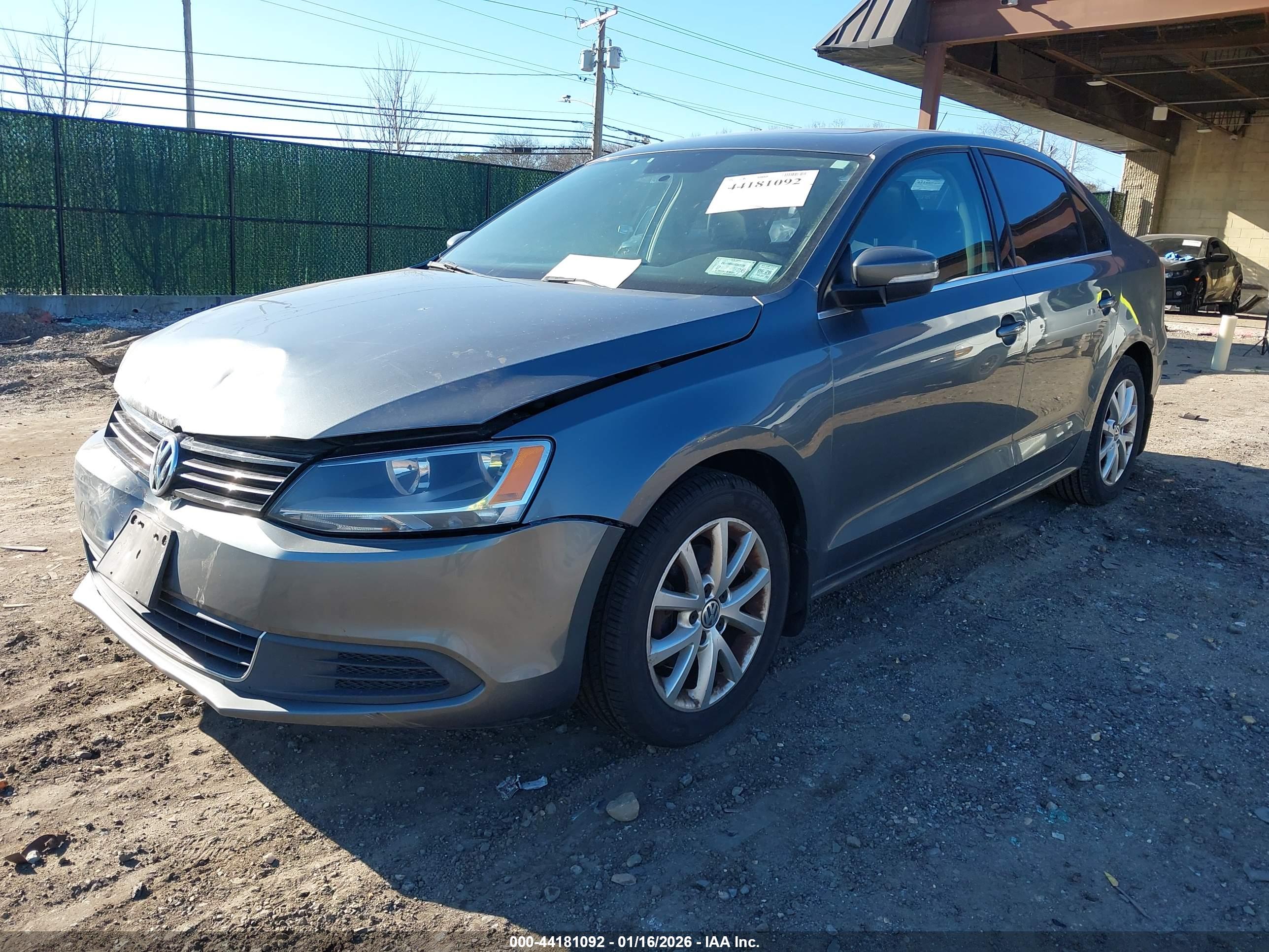 VOLKSWAGEN JETTA image 6