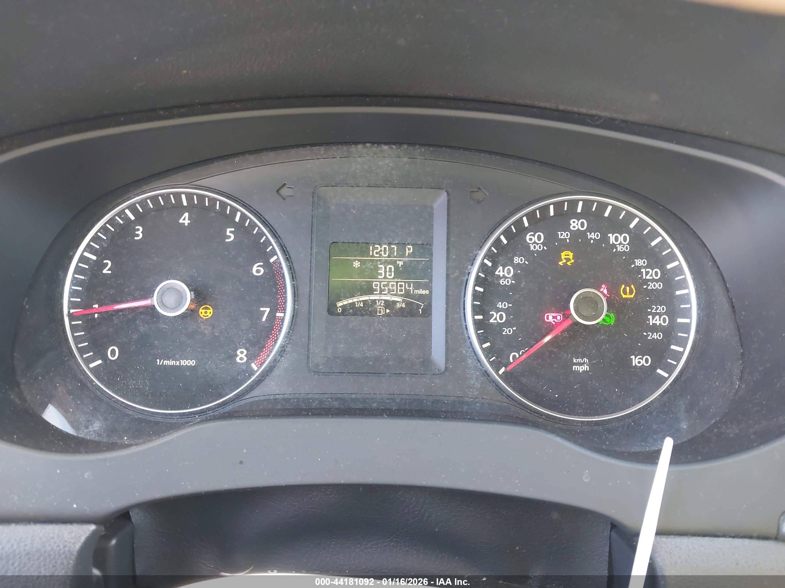 VOLKSWAGEN JETTA image 7
