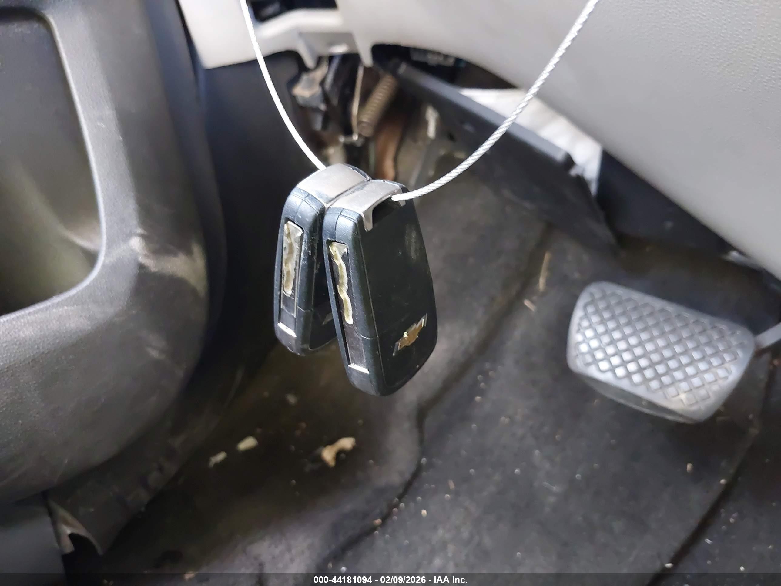 CHEVROLET EQUINOX image 11