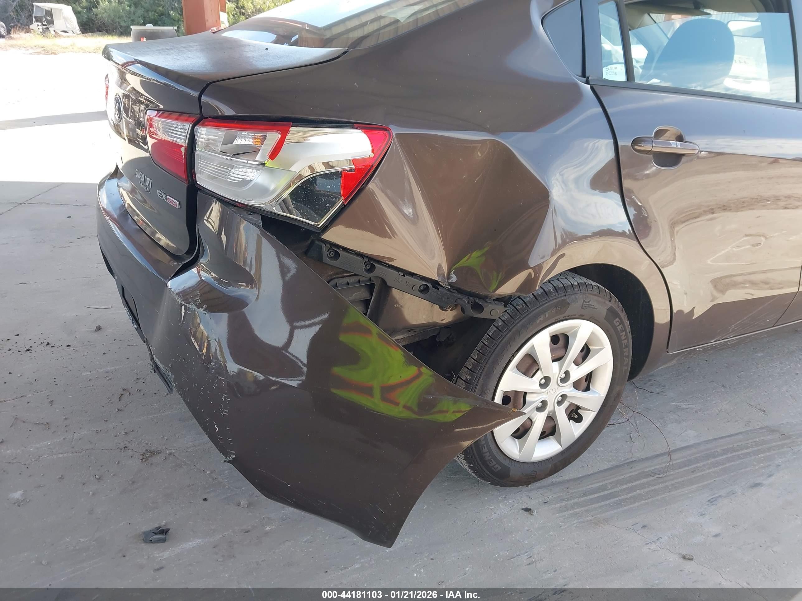 KIA RIO image 6
