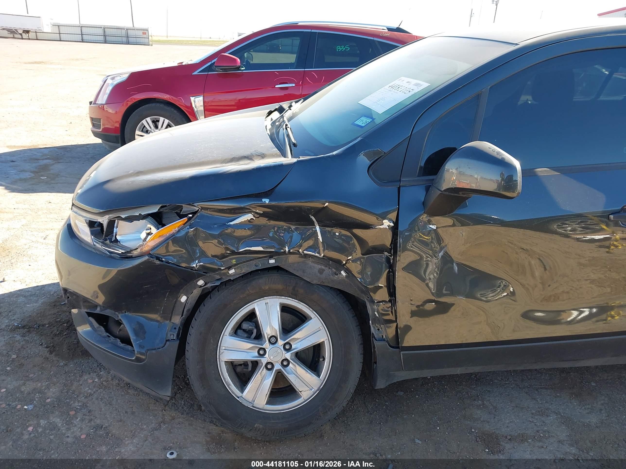 CHEVROLET TRAX image 6