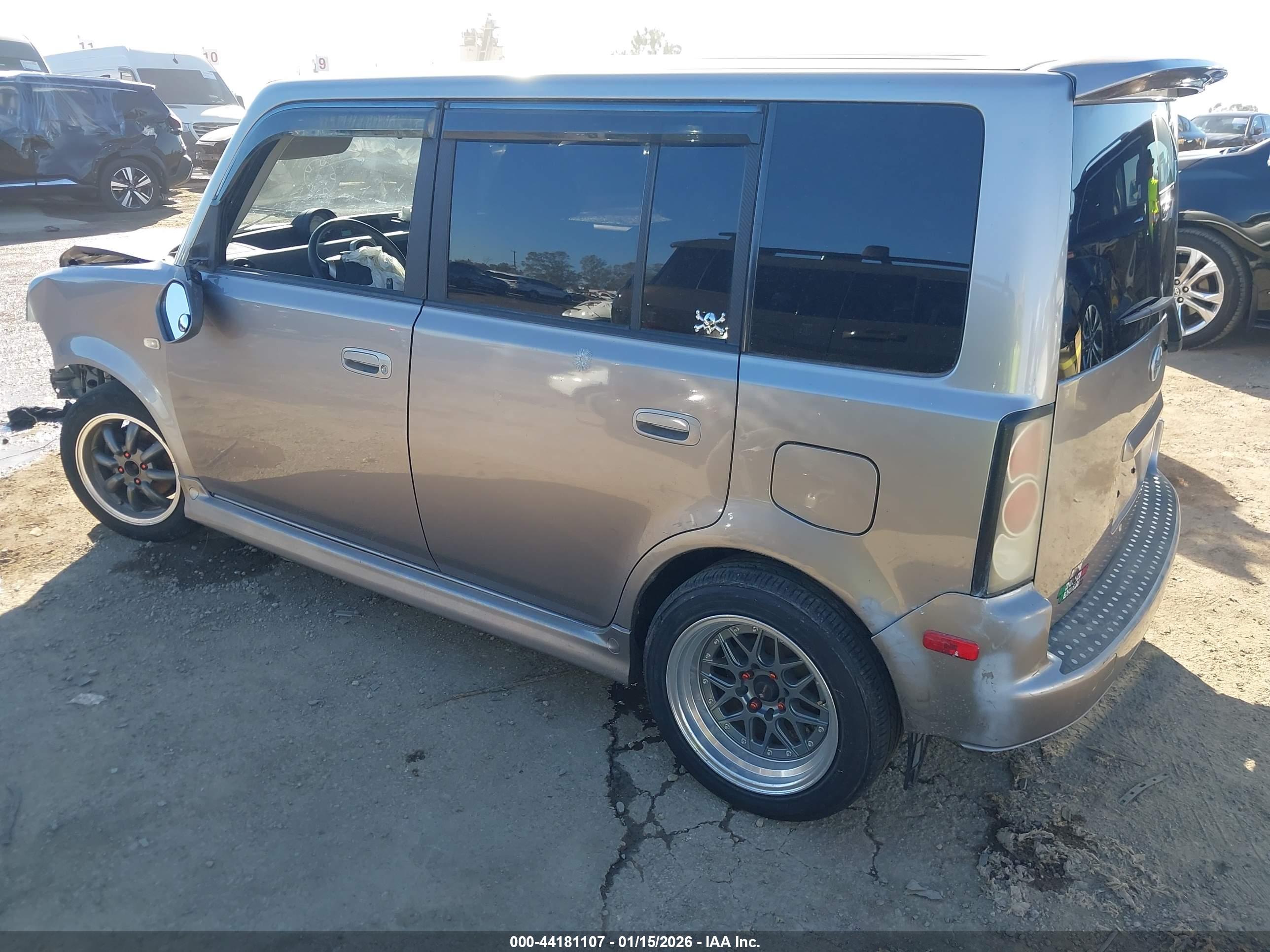 SCION XB image 3