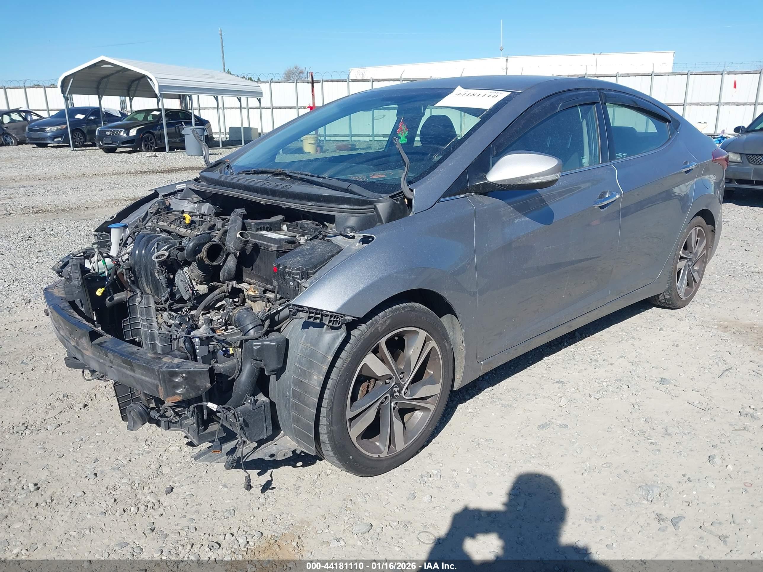 HYUNDAI ELANTRA image 6