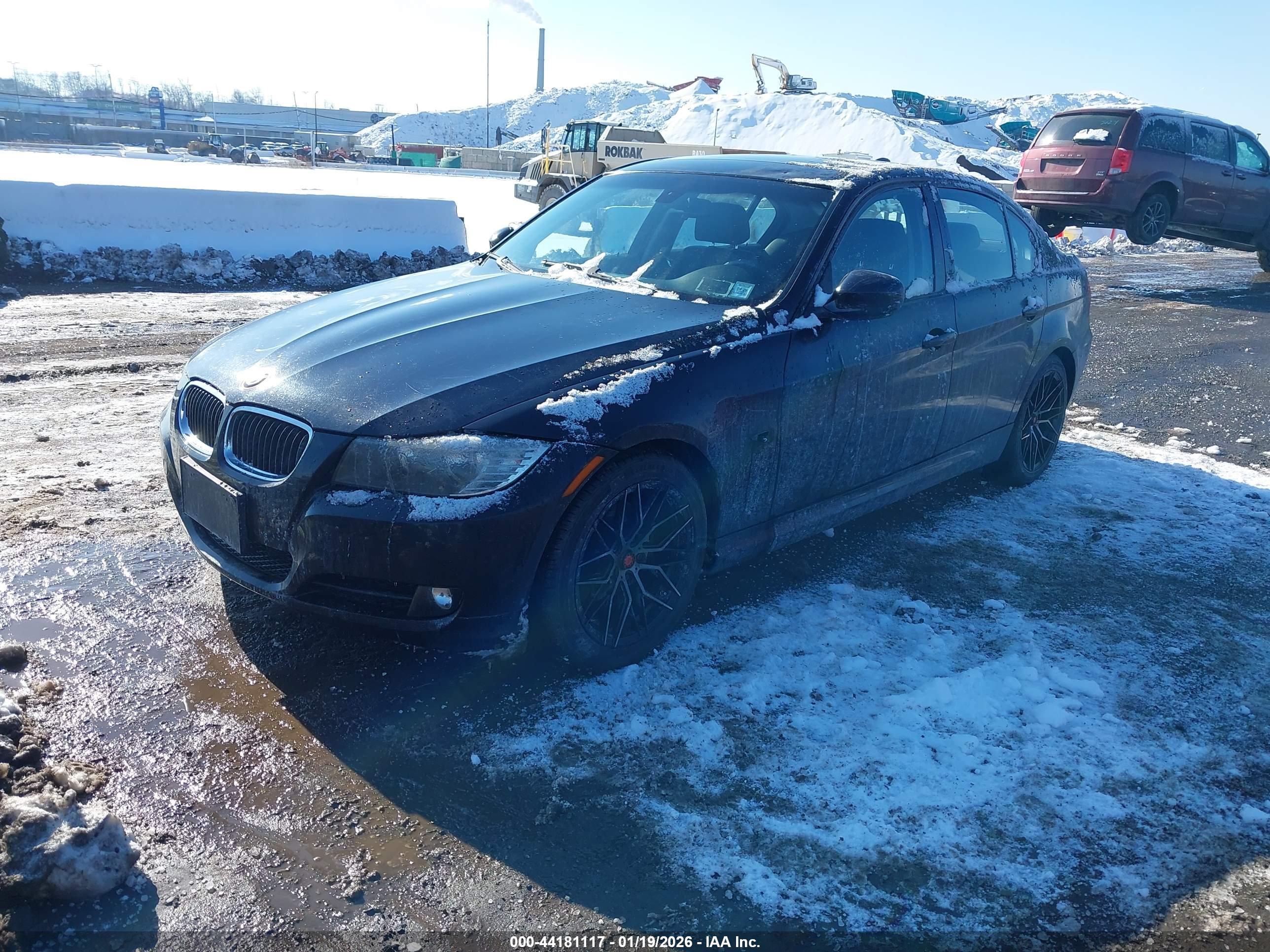 BMW 328I image 2