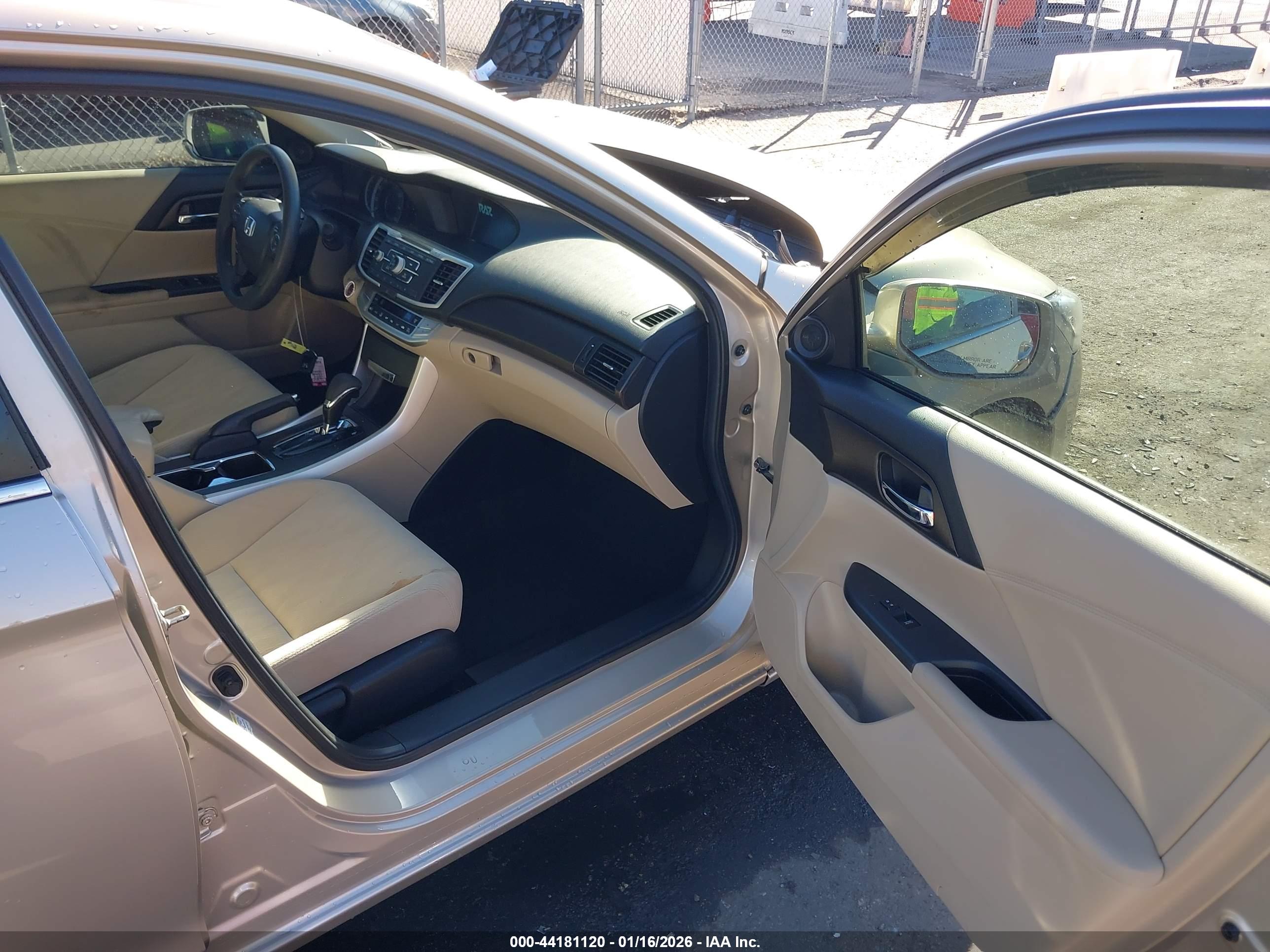 HONDA ACCORD image 5