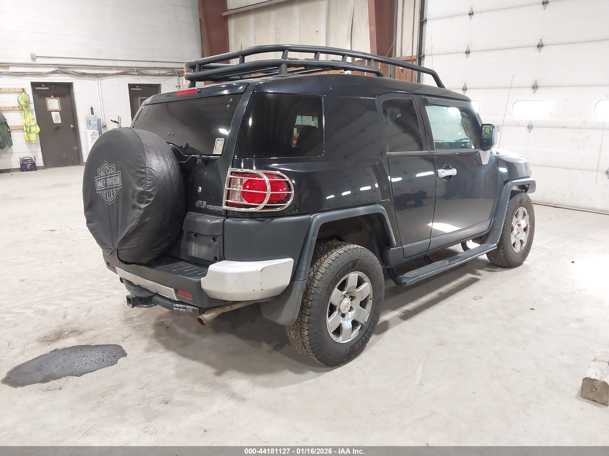 TOYOTA FJ image 4