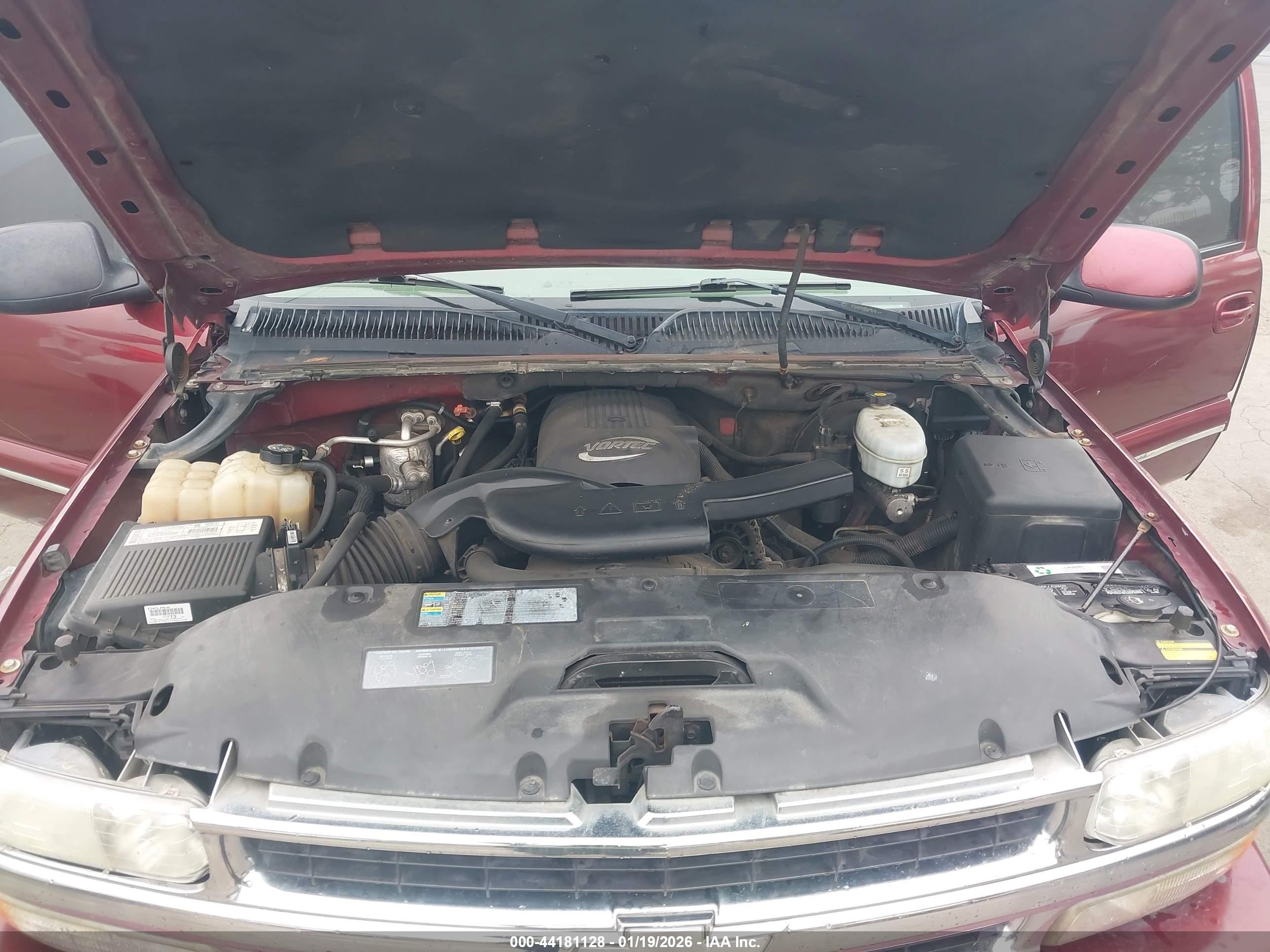CHEVROLET TAHOE image 10
