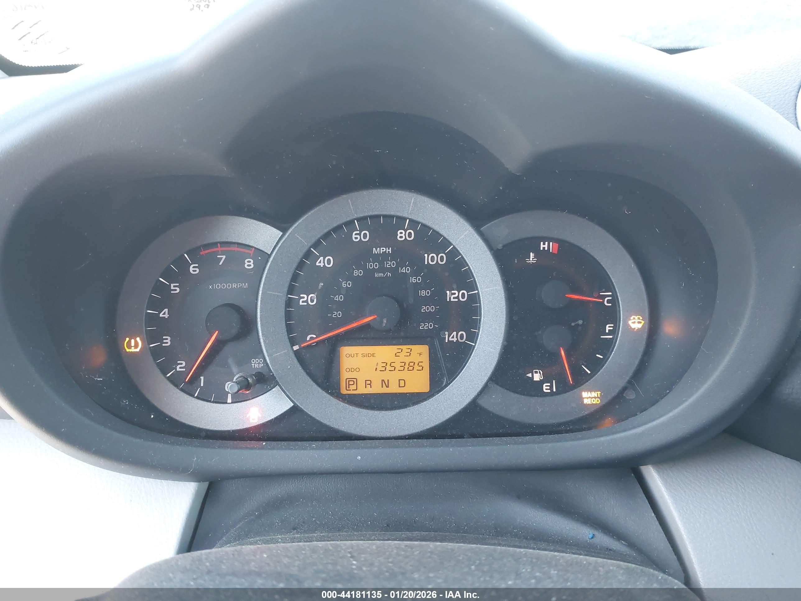 TOYOTA RAV4 image 7