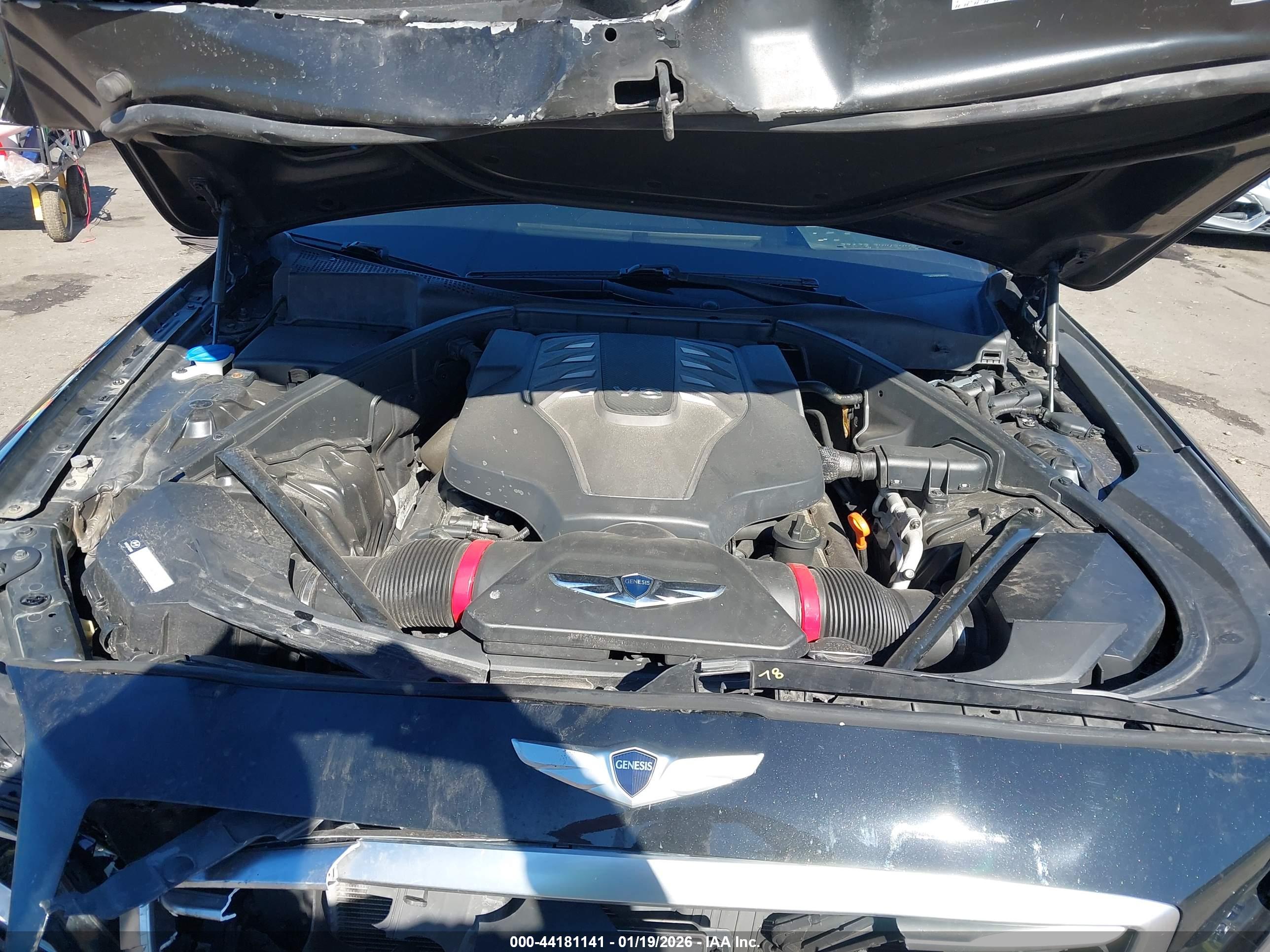 HYUNDAI GENESIS image 10
