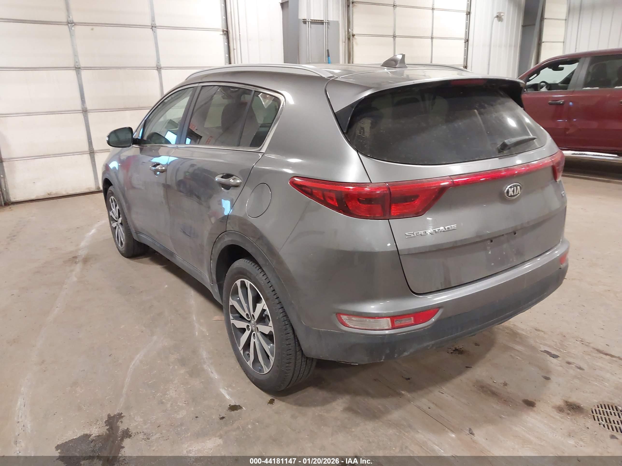 KIA SPORTAGE image 3