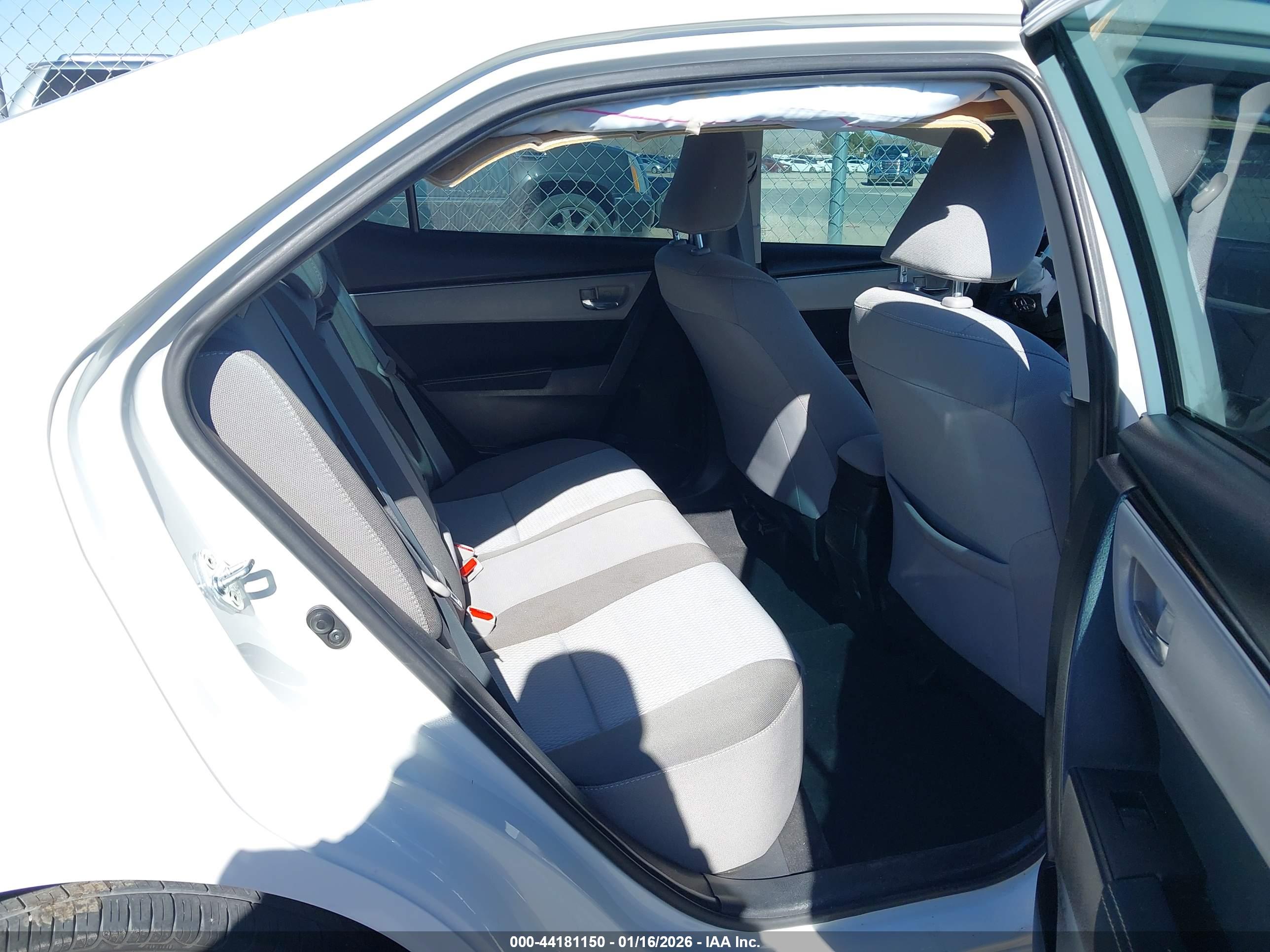 TOYOTA COROLLA image 8