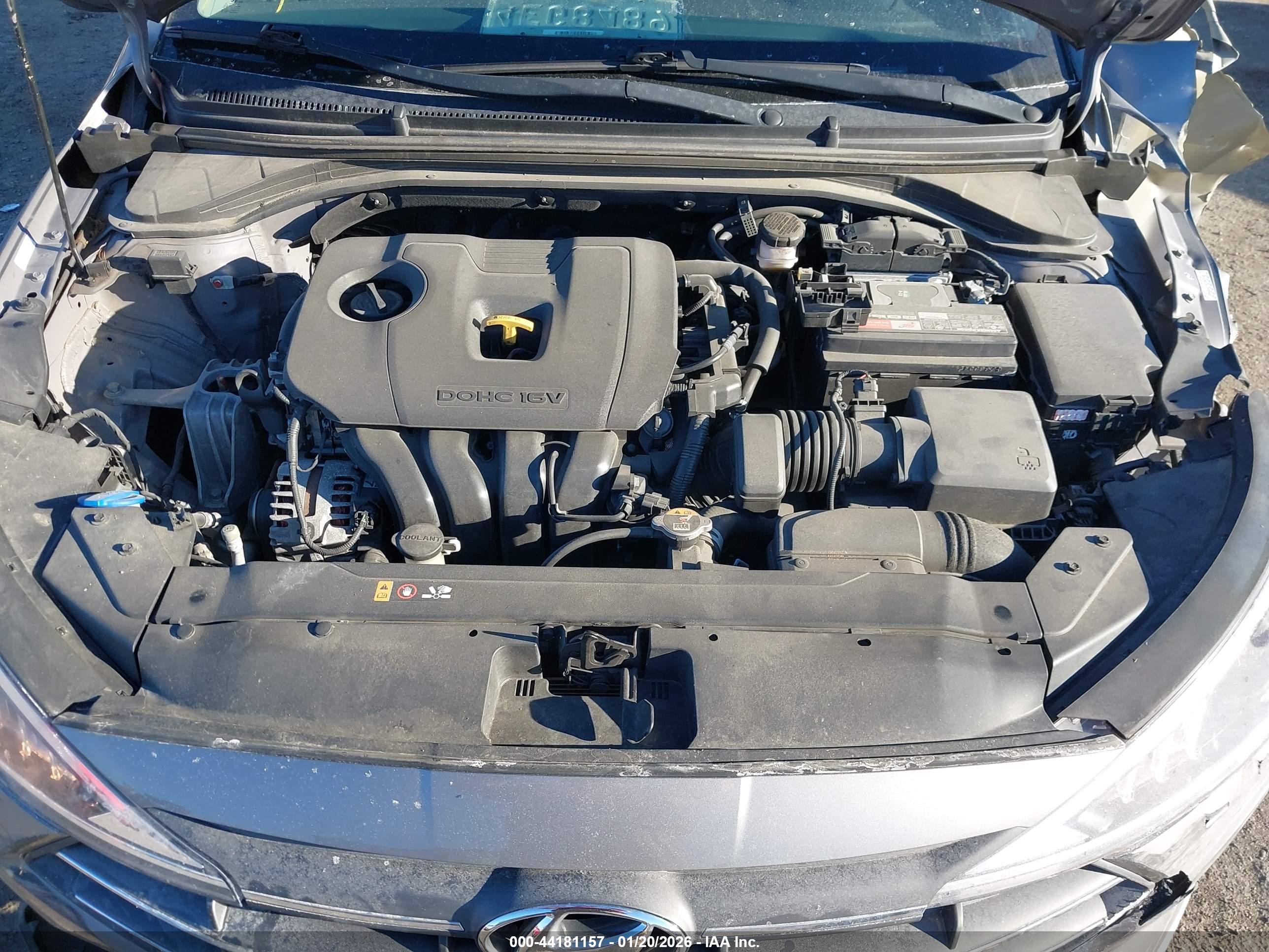 HYUNDAI ELANTRA image 10