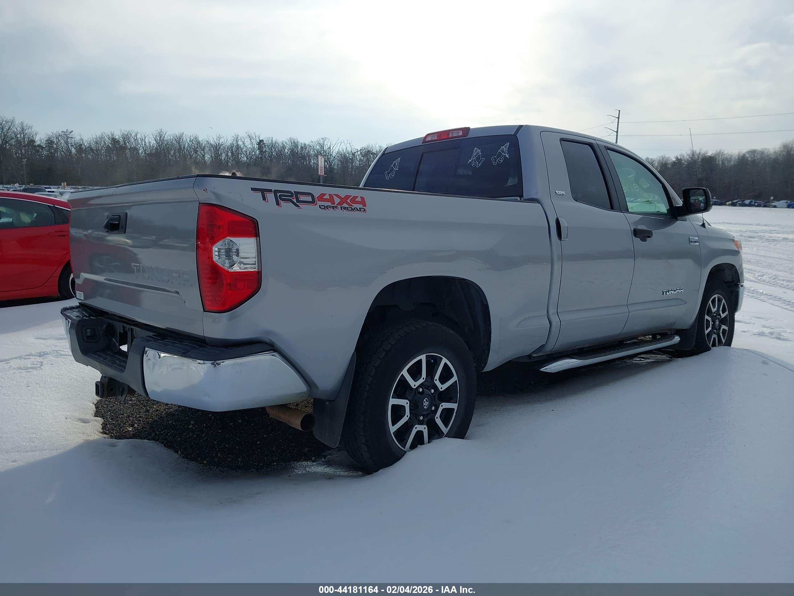 TOYOTA TUNDRA image 4