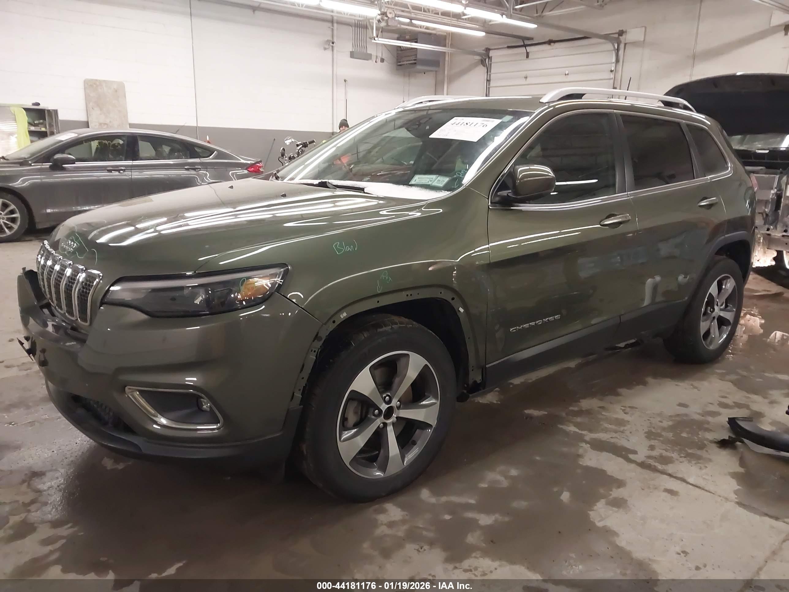 JEEP CHEROKEE image 2