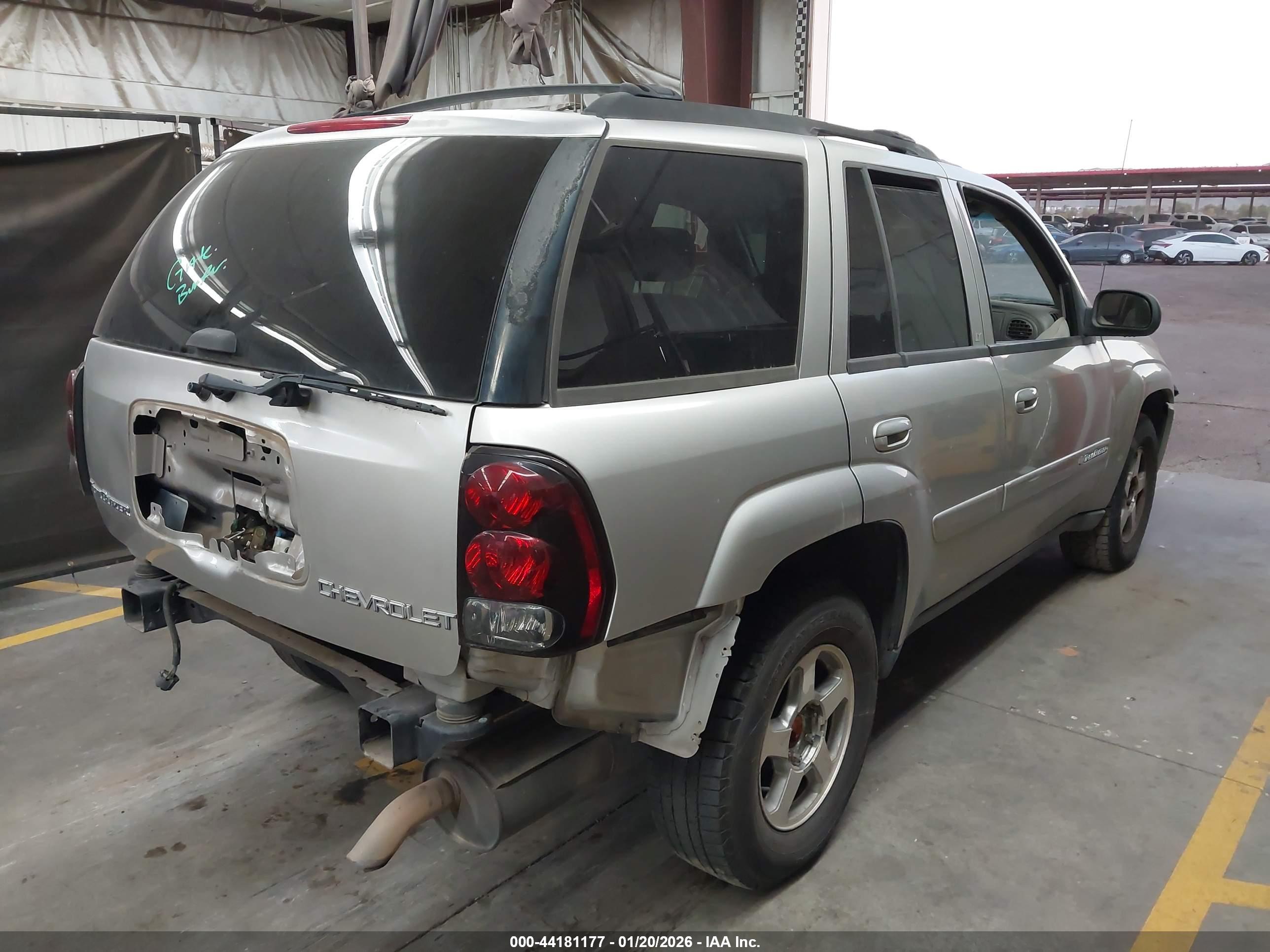 CHEVROLET TRAILBLAZER image 4