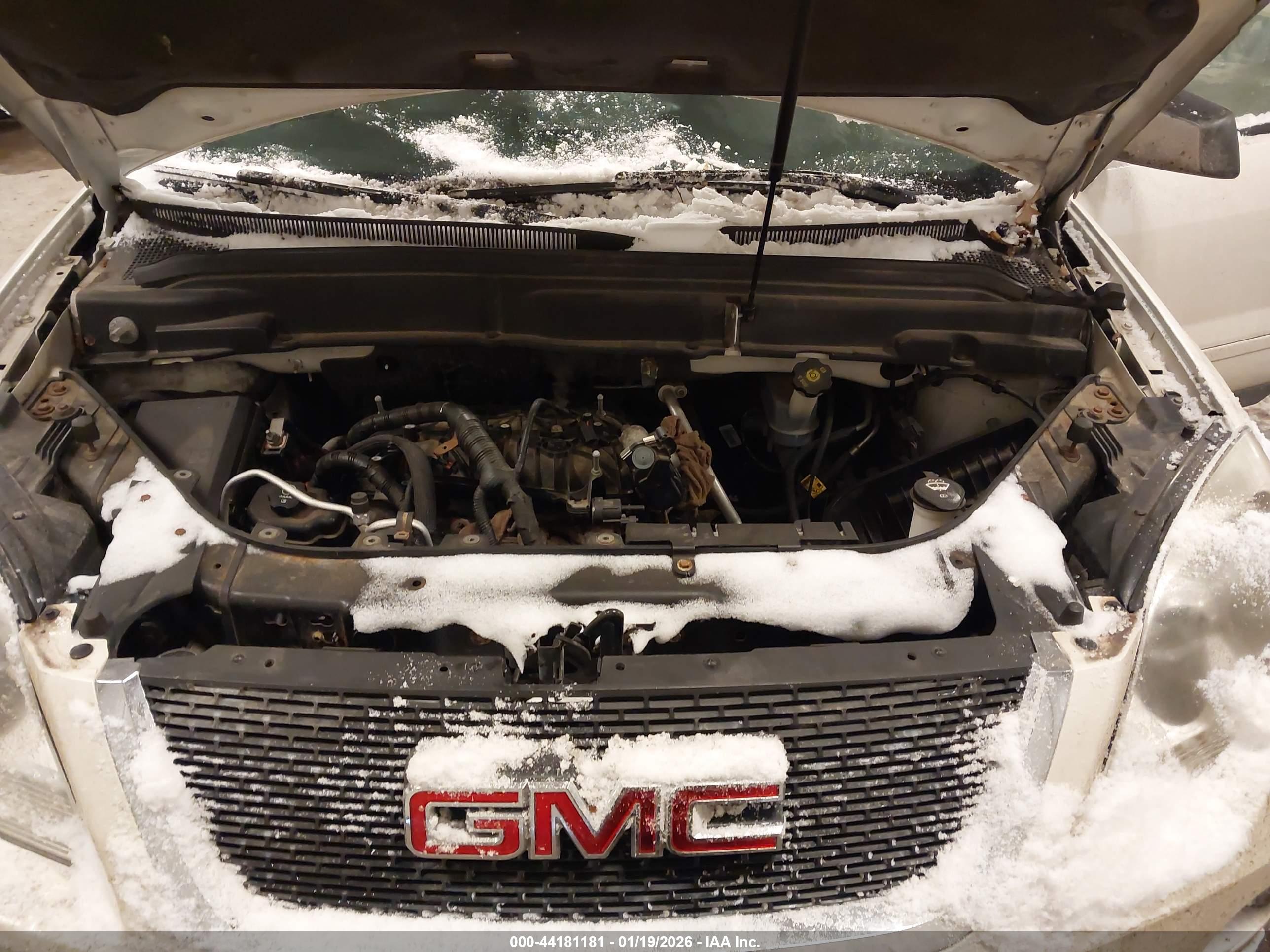 GMC ACADIA image 10