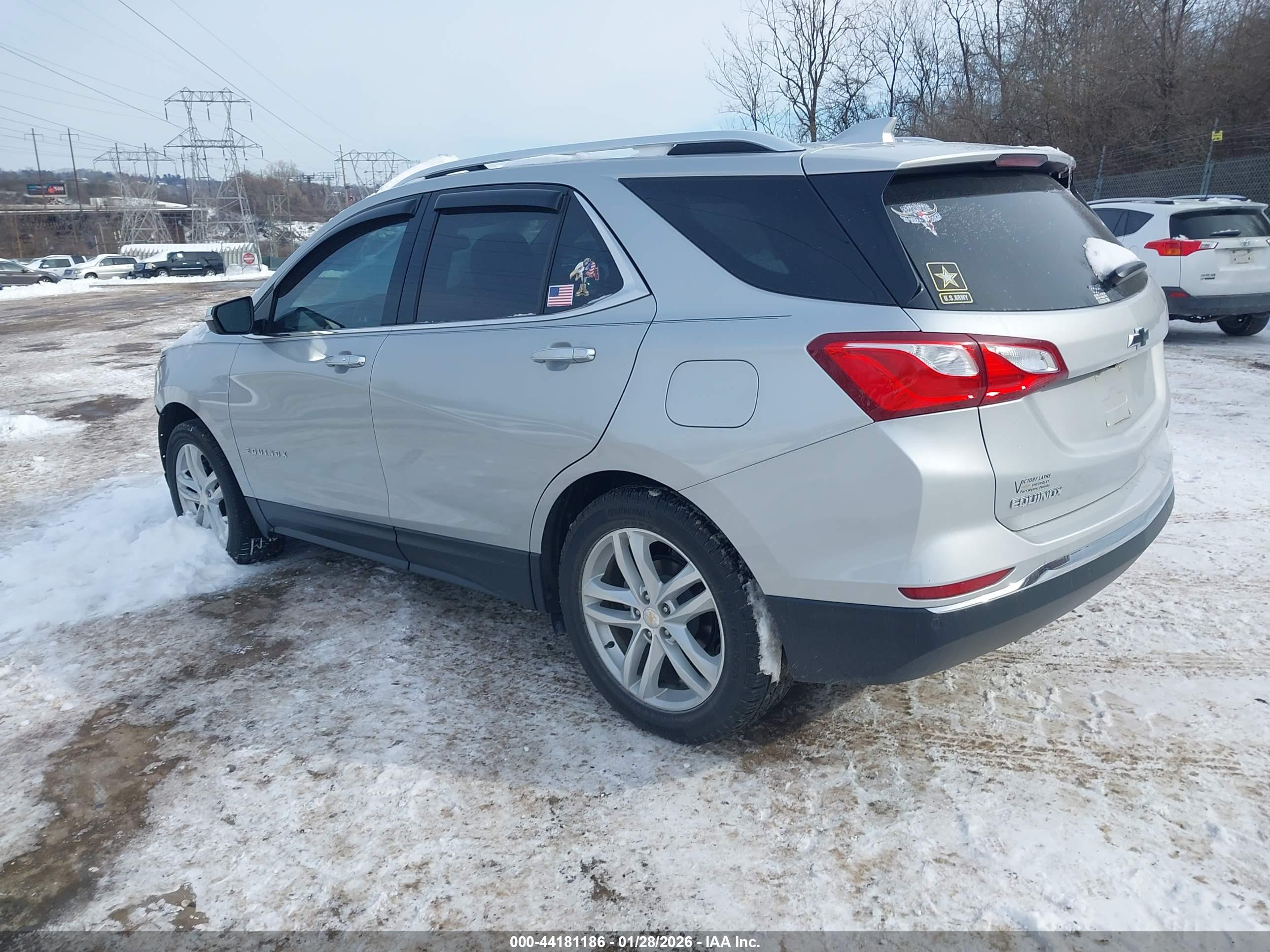 CHEVROLET EQUINOX image 3