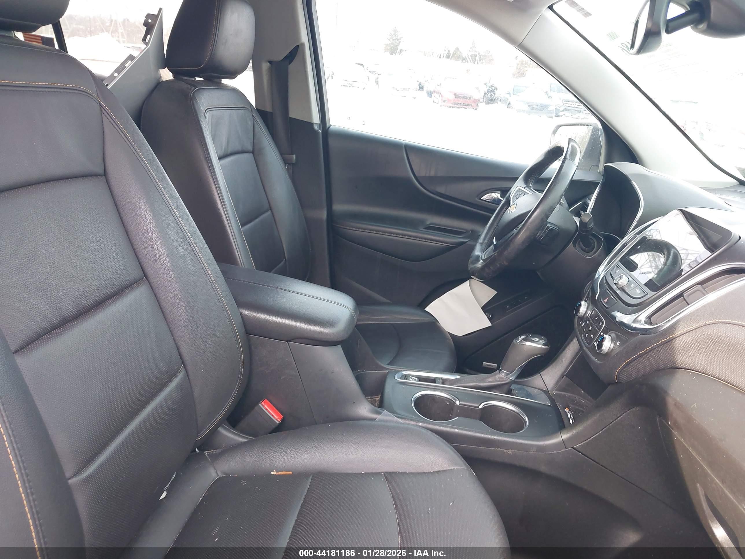 CHEVROLET EQUINOX image 5