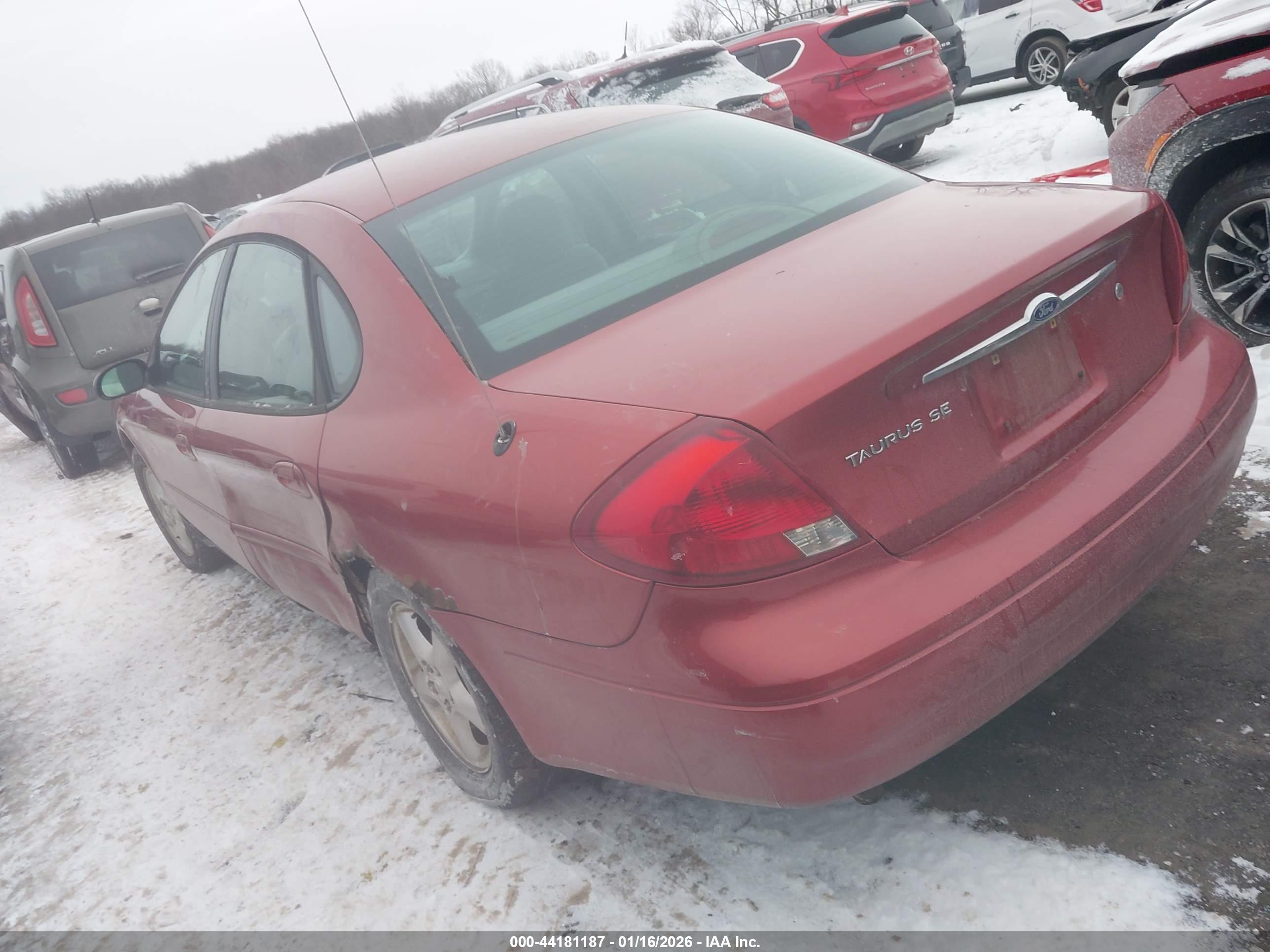 FORD TAURUS image 3