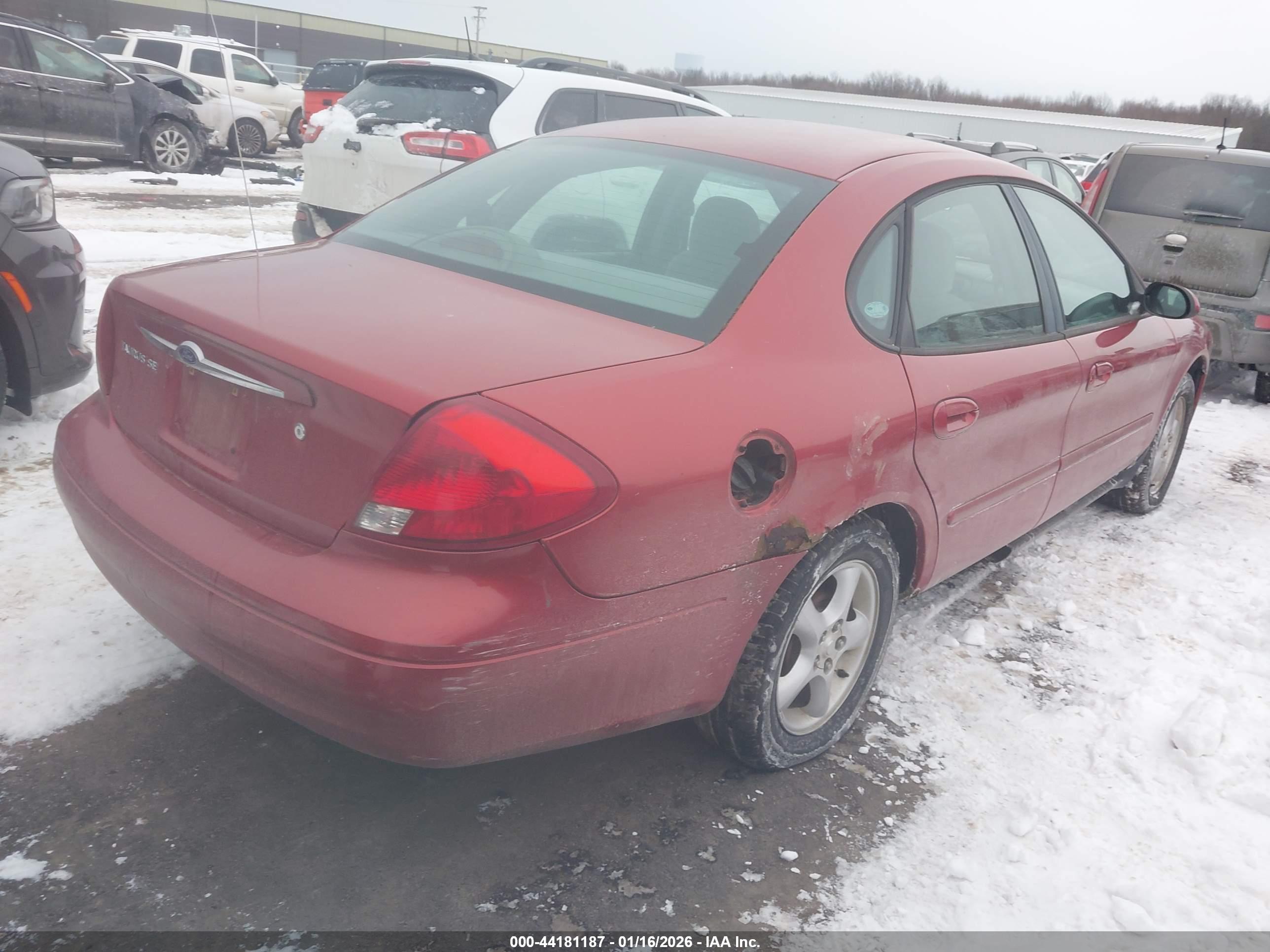 FORD TAURUS image 4