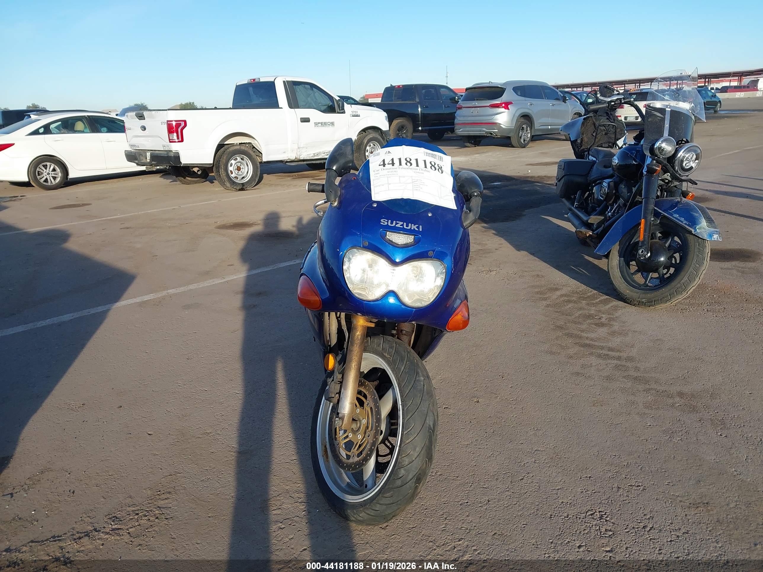 SUZUKI GSX600 image 5