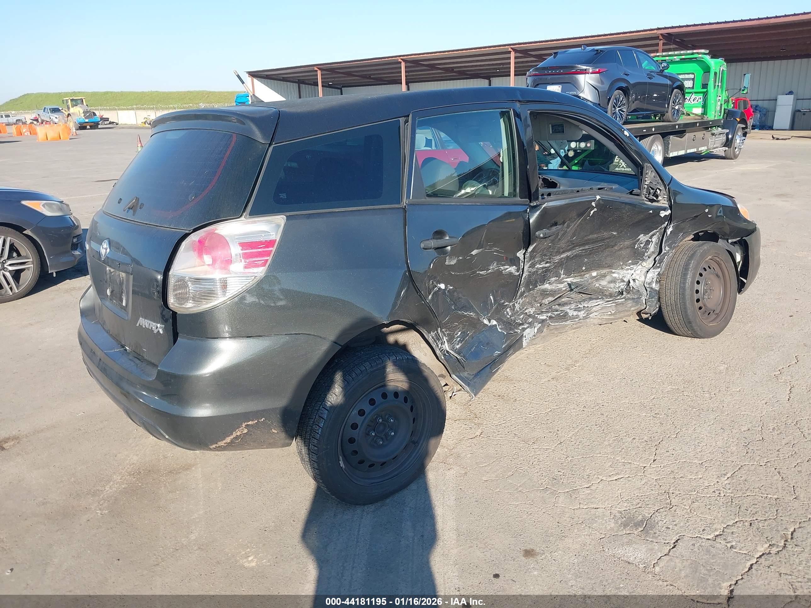 TOYOTA MATRIX image 4
