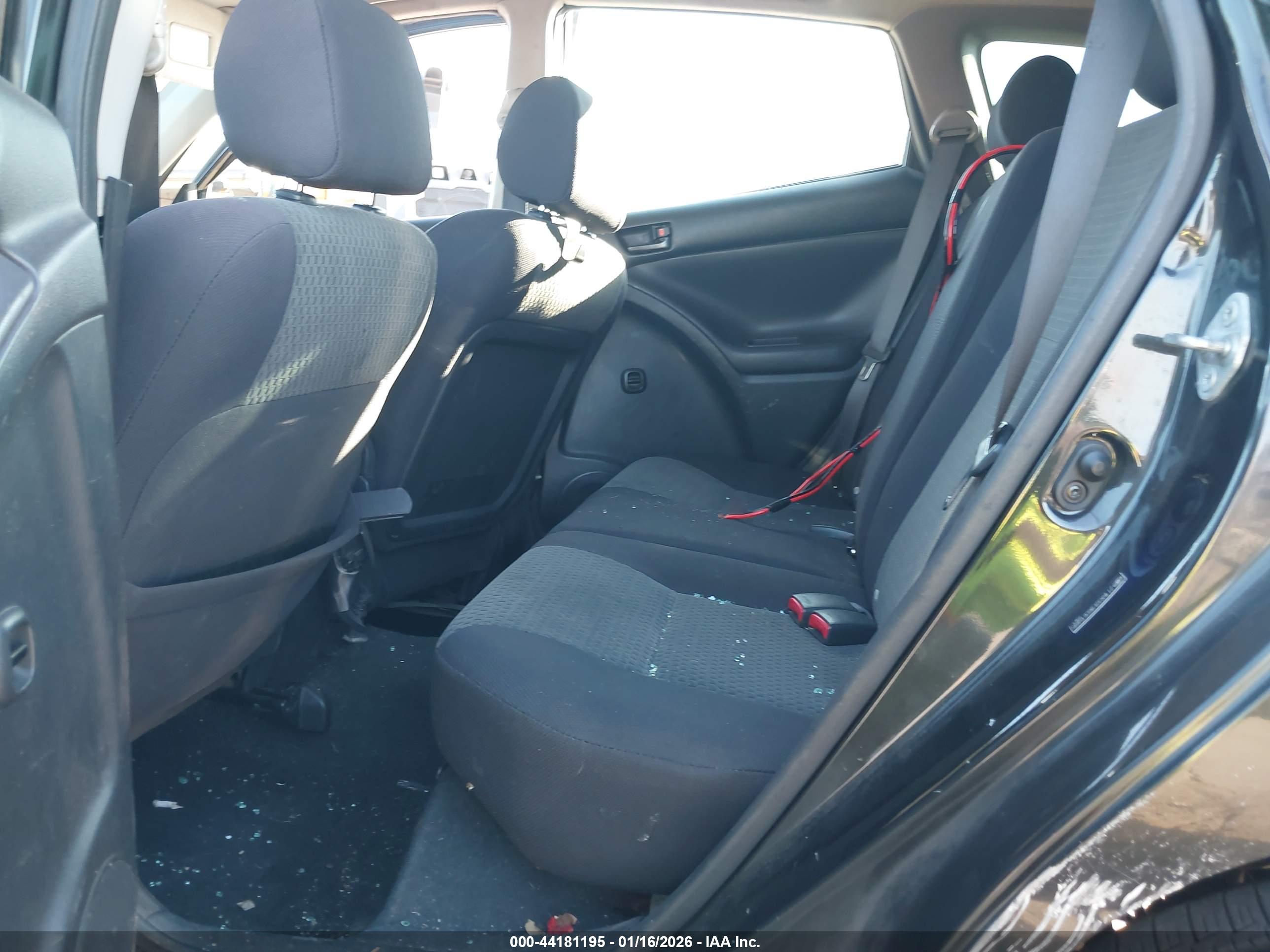 TOYOTA MATRIX image 8