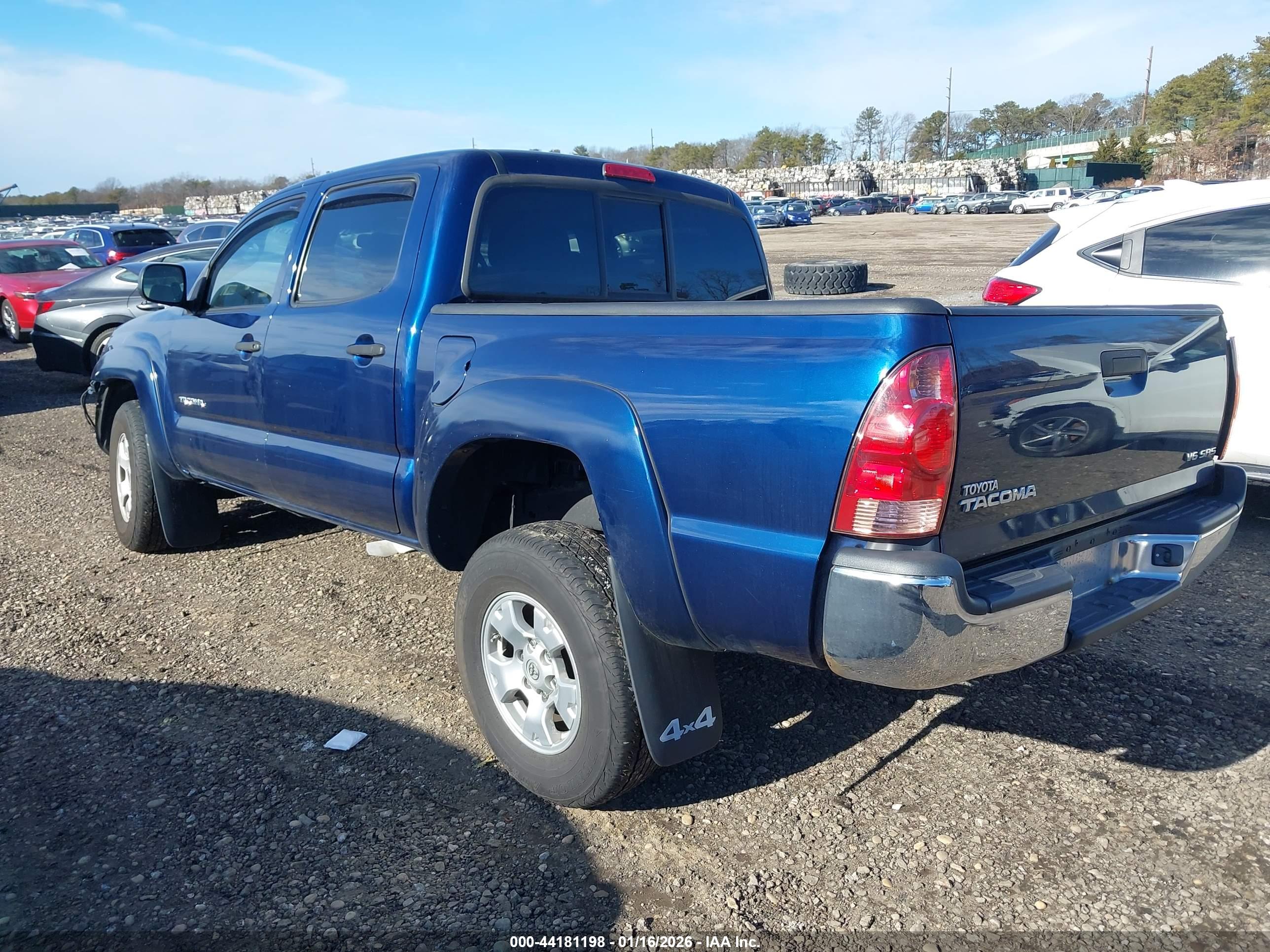 TOYOTA TACOMA image 3