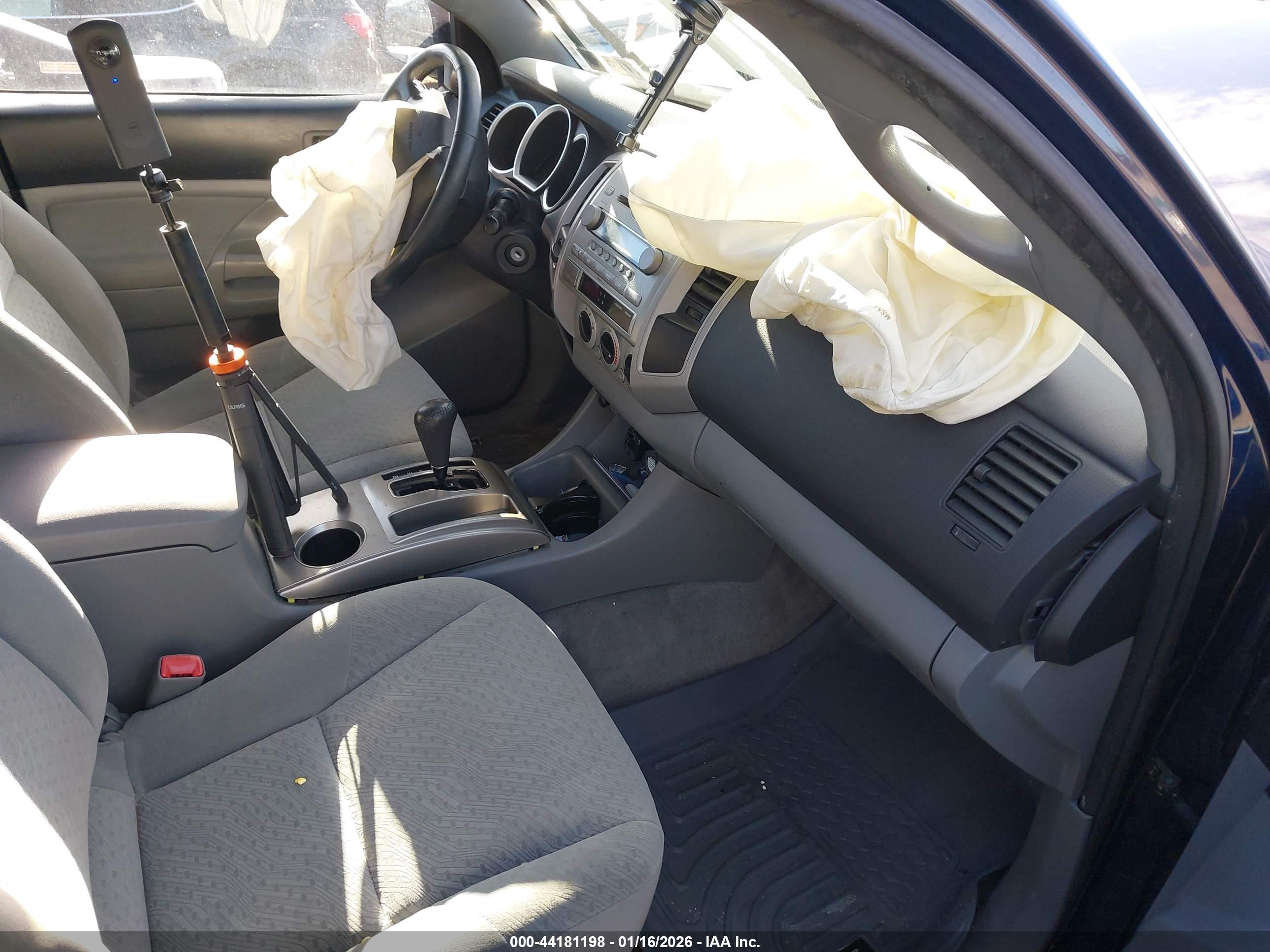 TOYOTA TACOMA image 5