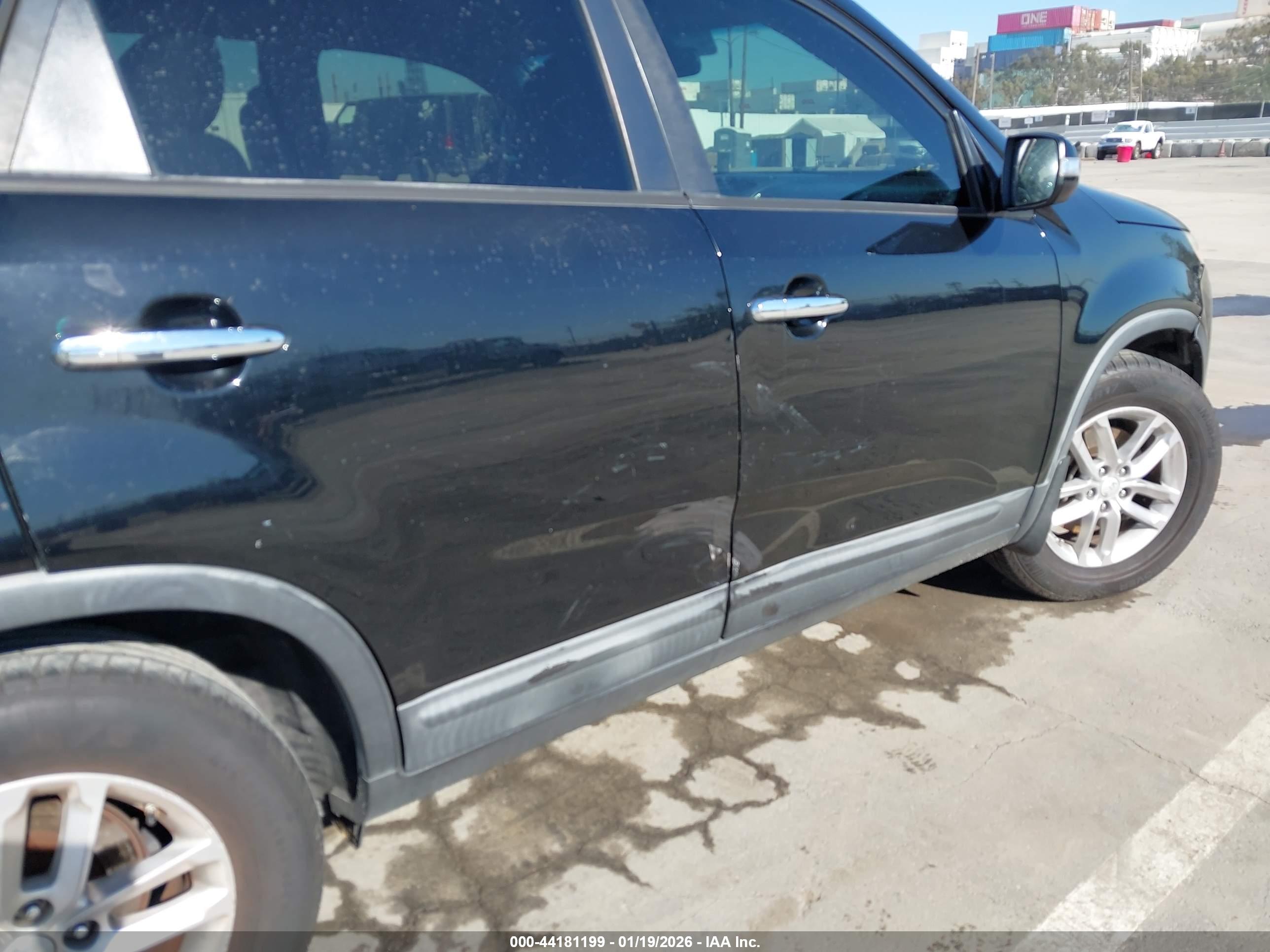 KIA SORENTO image 6