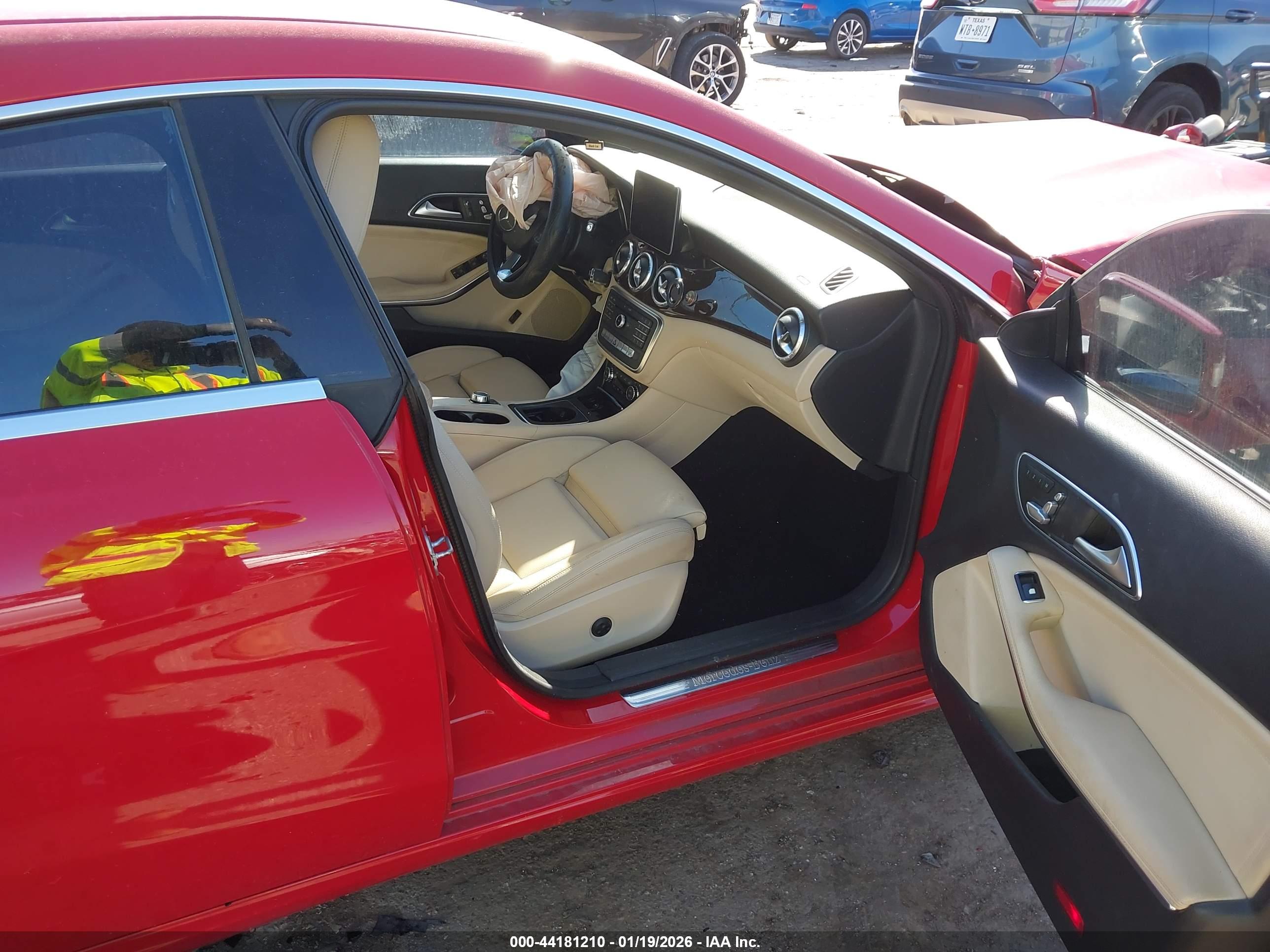MERCEDES-BENZ CLA image 5