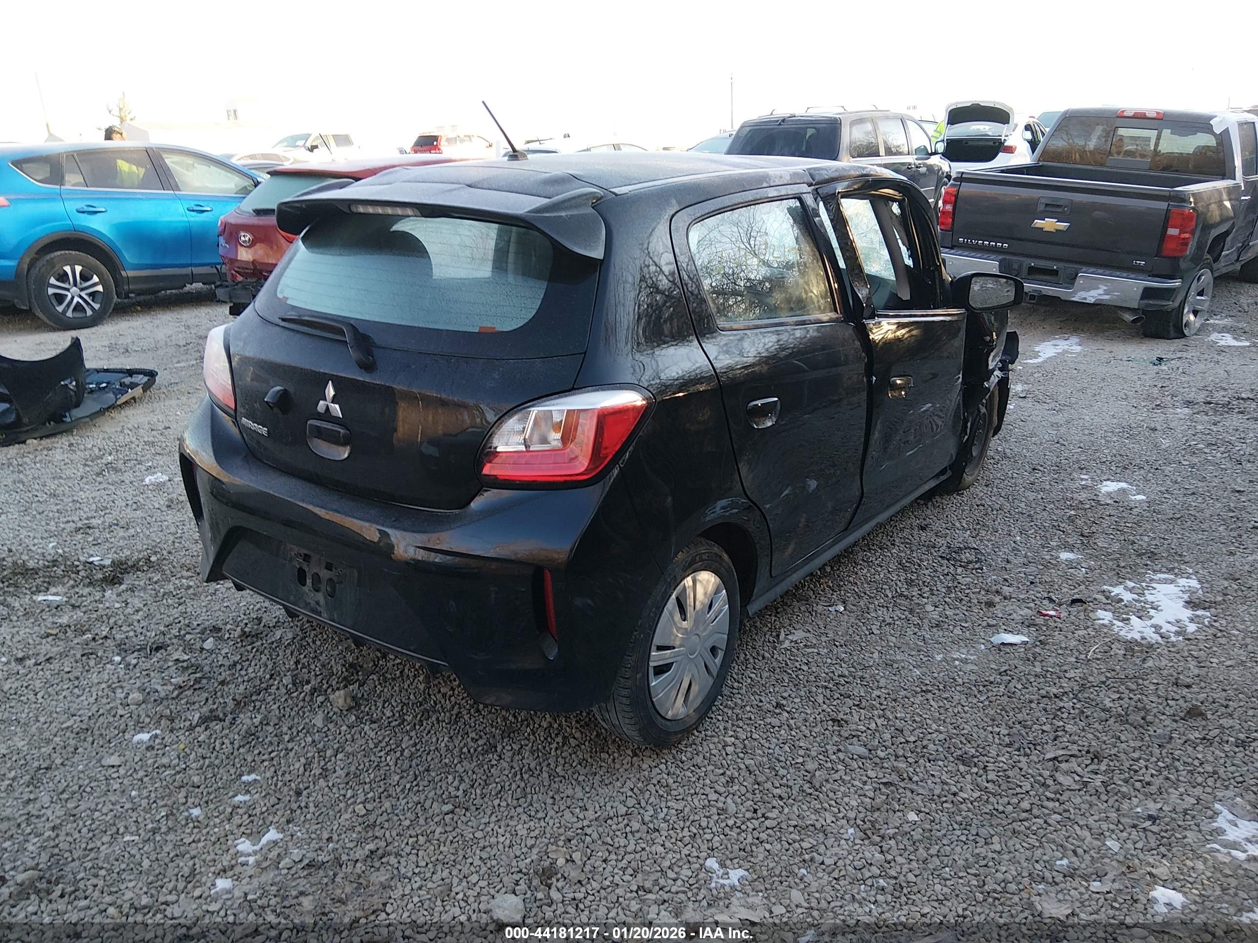 MITSUBISHI MIRAGE image 4