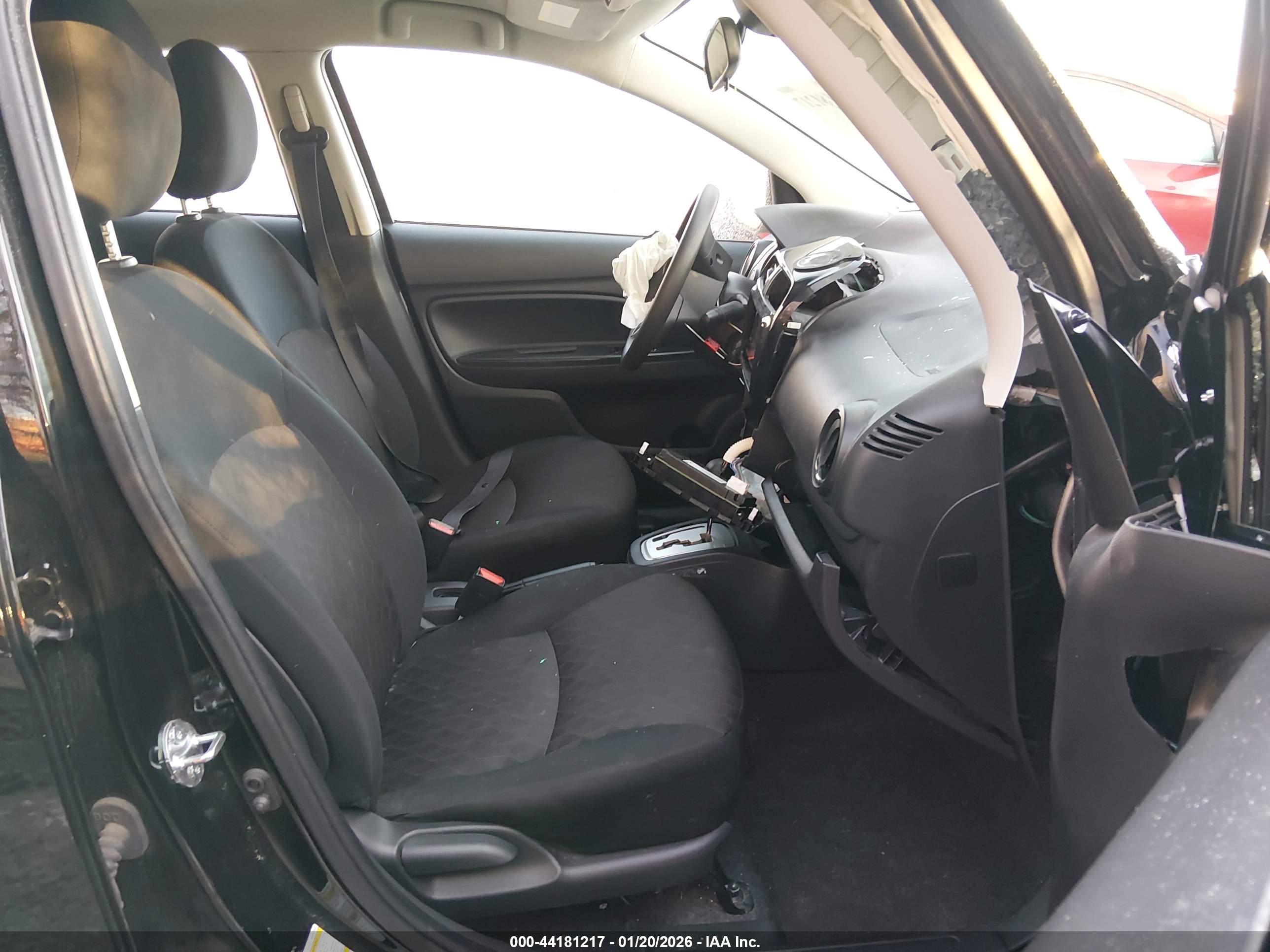 MITSUBISHI MIRAGE image 5