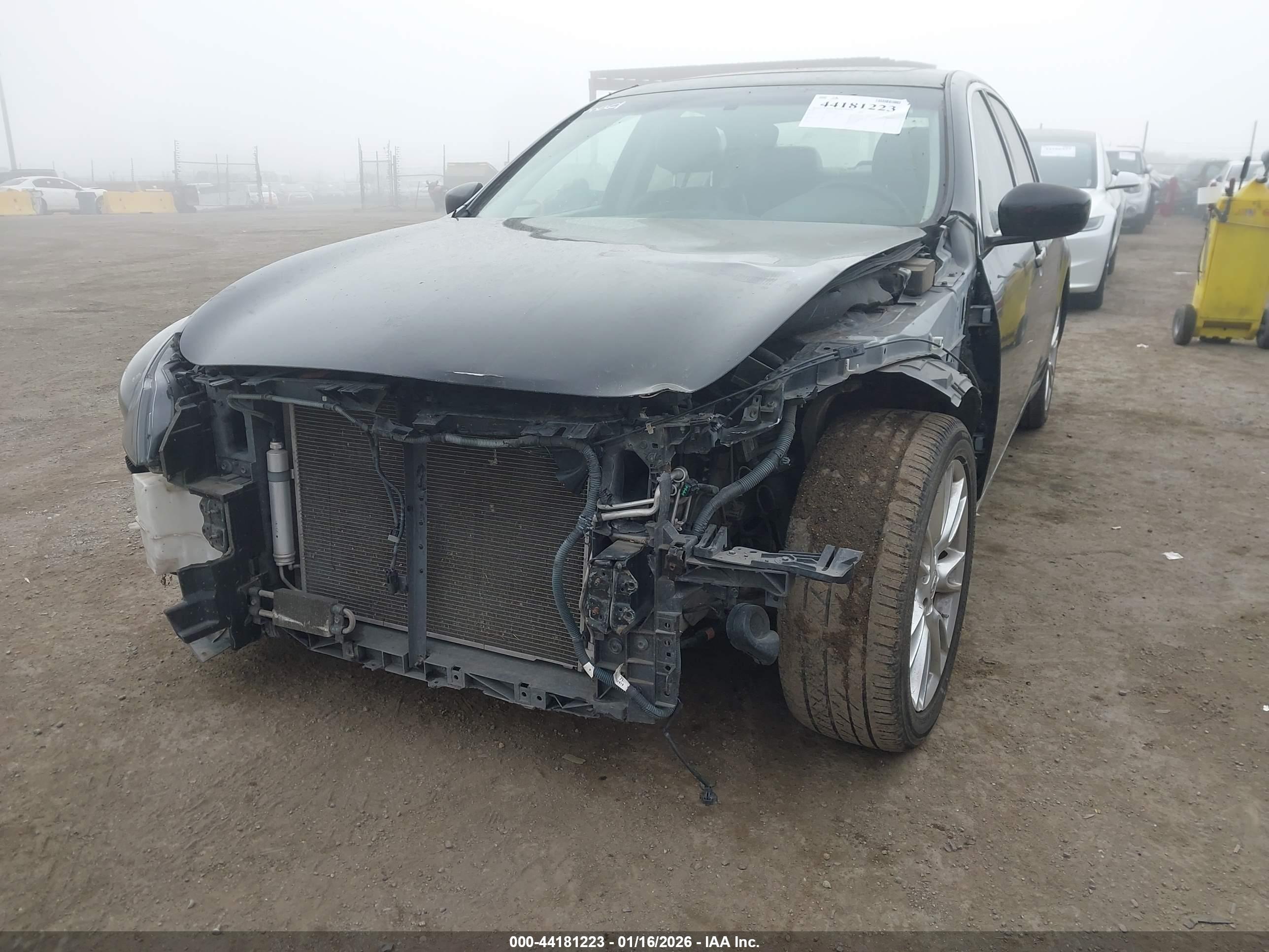 INFINITI G37 image 6