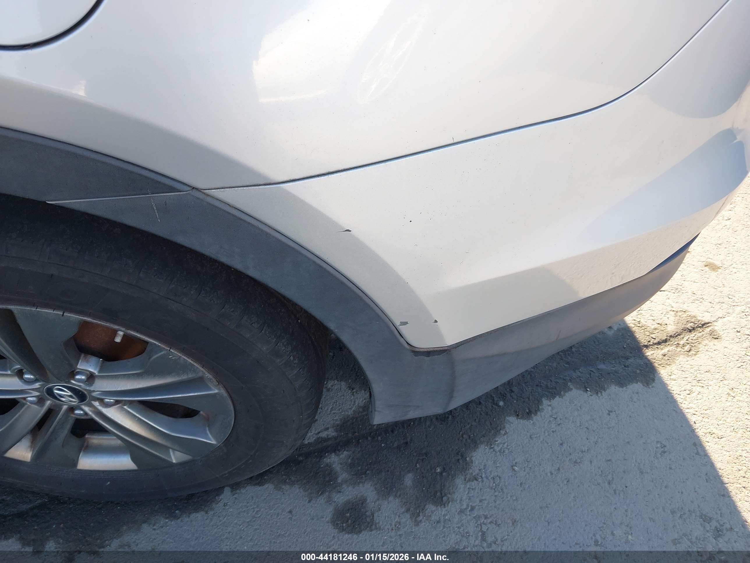 HYUNDAI SANTA image 6