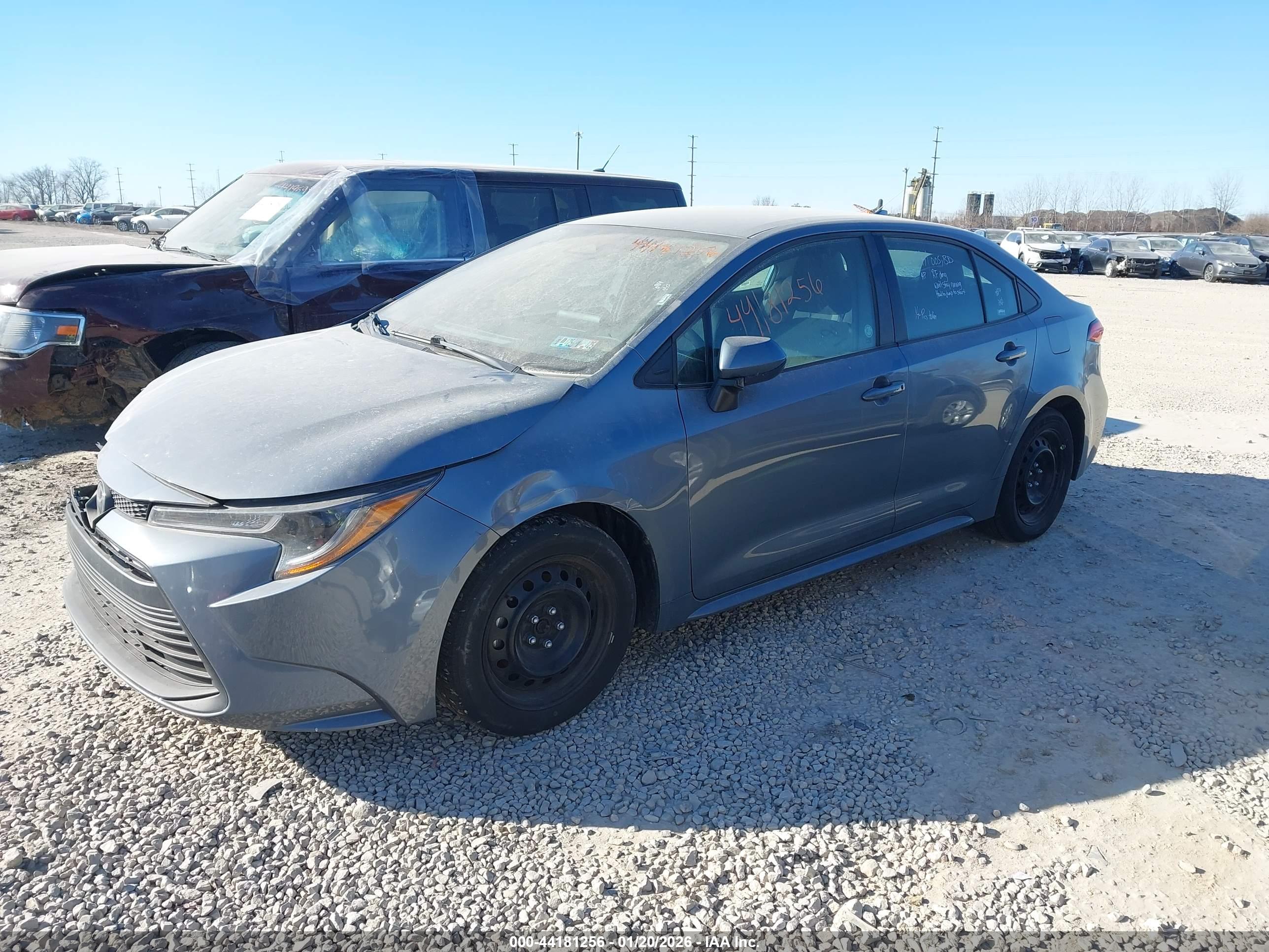 TOYOTA COROLLA image 2