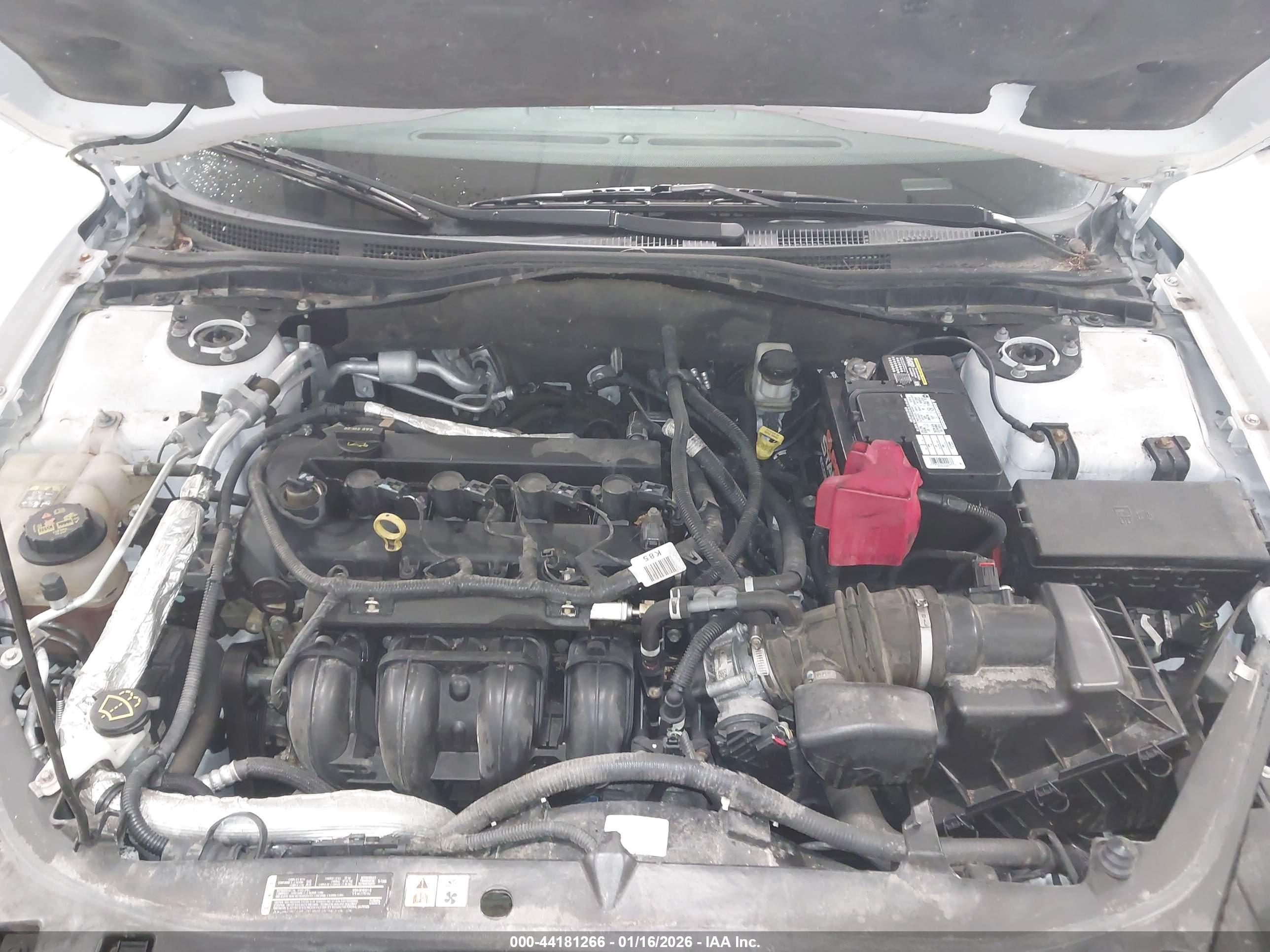FORD FUSION image 10