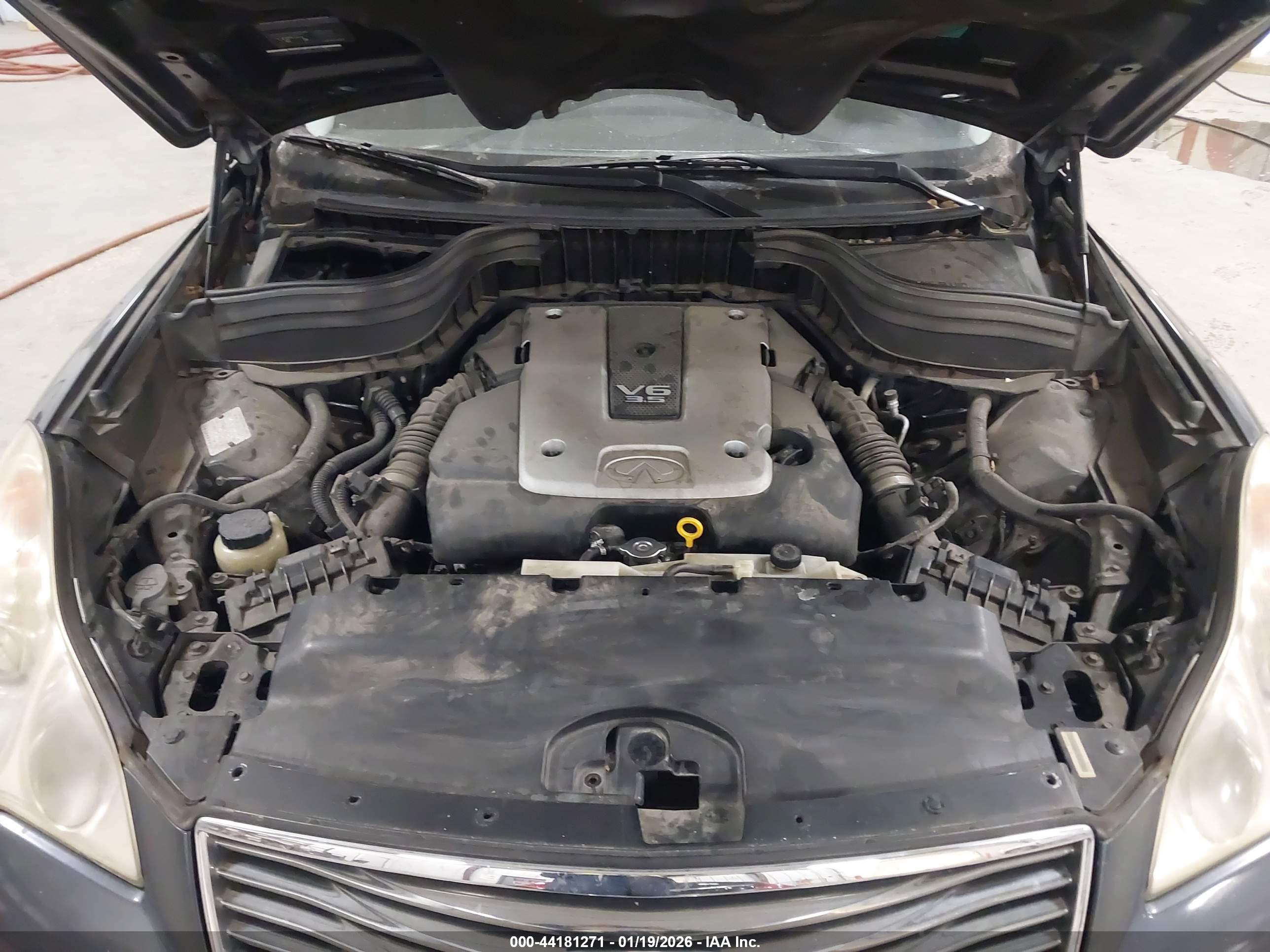 INFINITI EX35 image 10